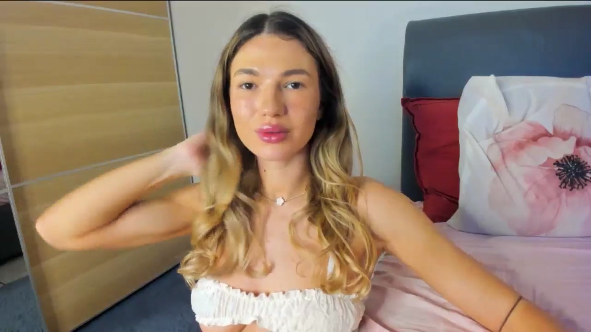 Gallery image thumbnail from Dariadely's myfreecams stream on, 11/29/2025, 11:41 image 6 of 20