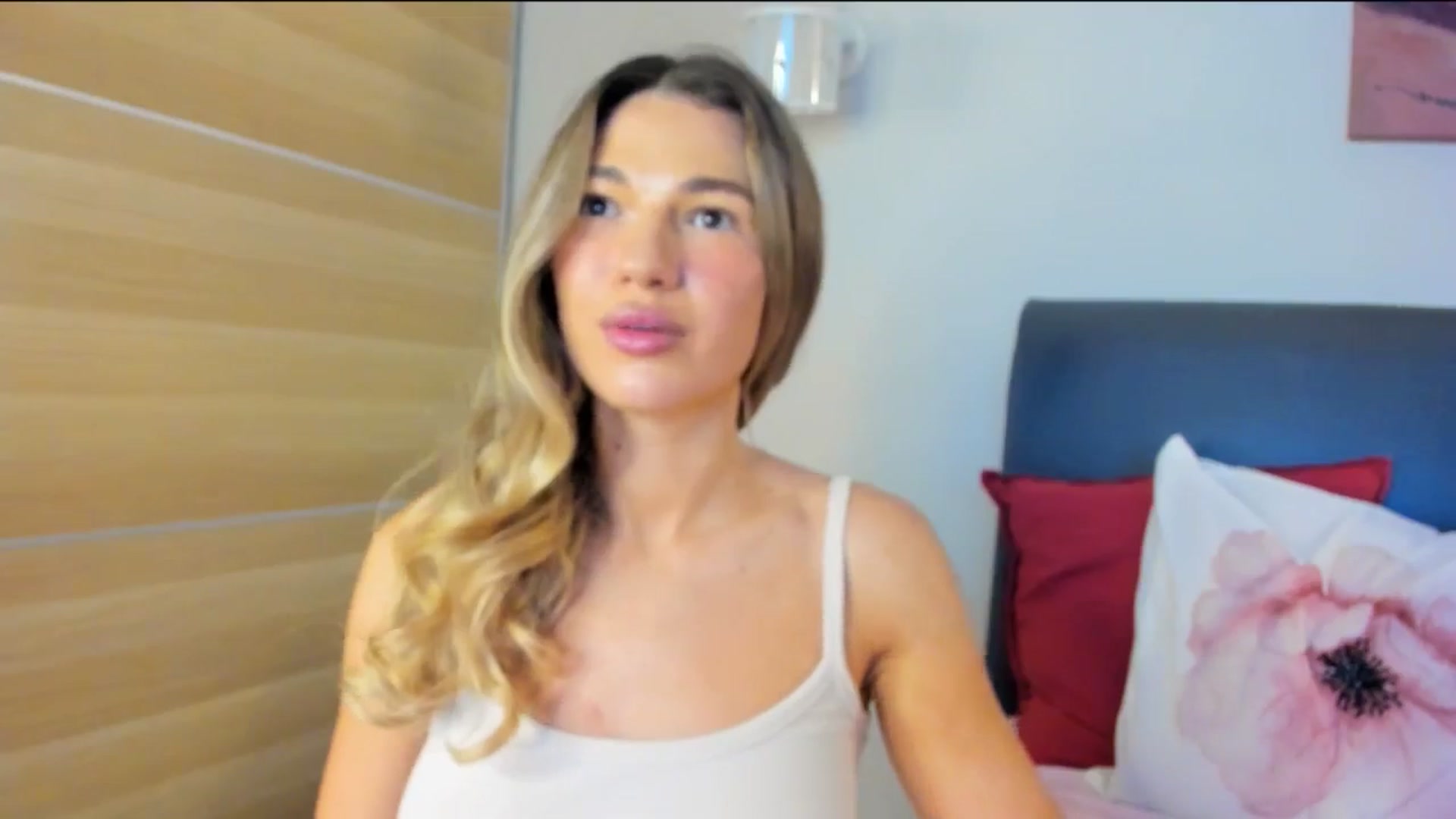 Gallery image thumbnail from Dariadely's myfreecams stream on, 11/30/2025, 12:16 image 12 of 20