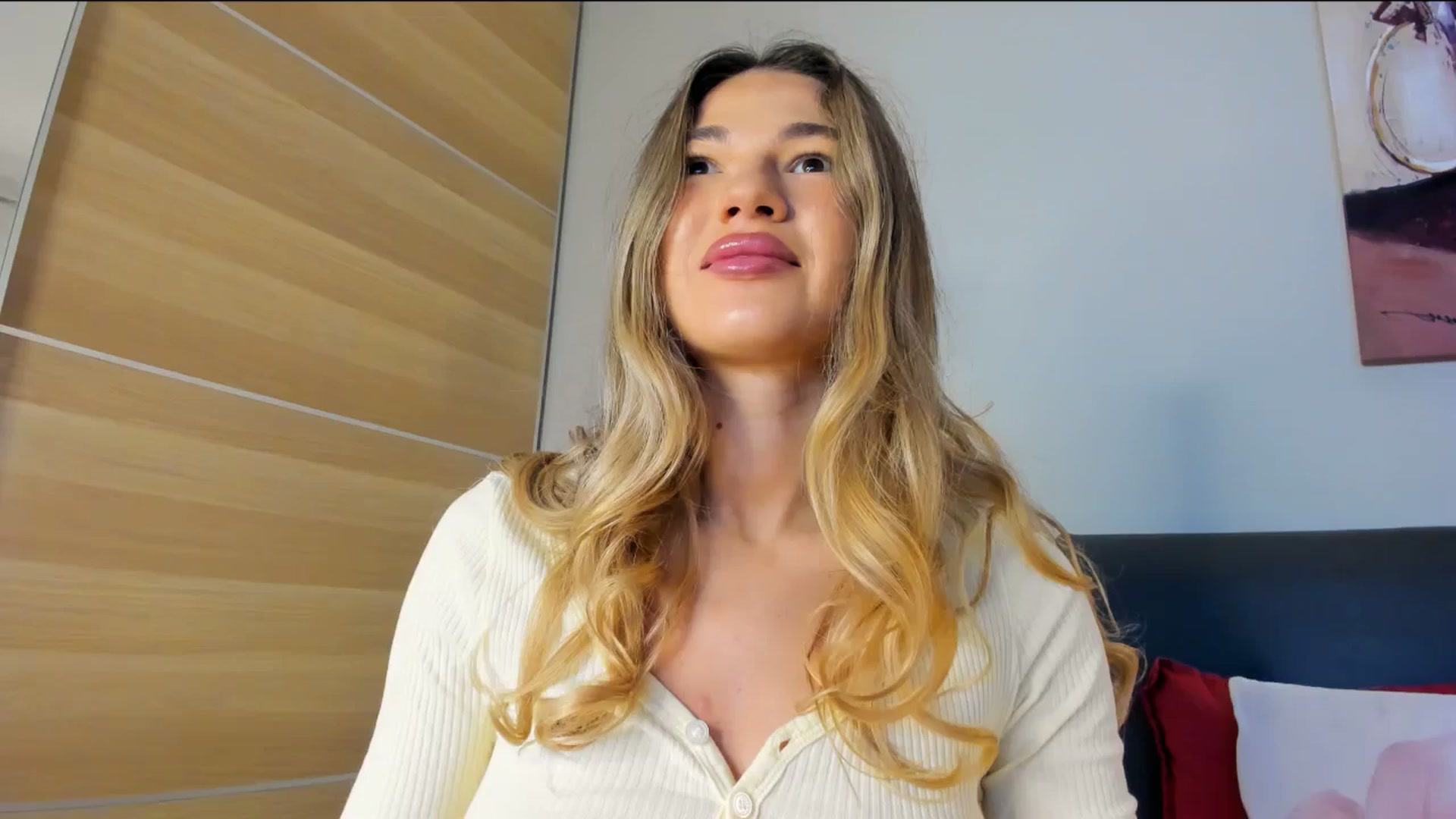 Gallery image thumbnail from Dariadely's myfreecams stream on, 12/01/2025, 08:54 image 1 of 20