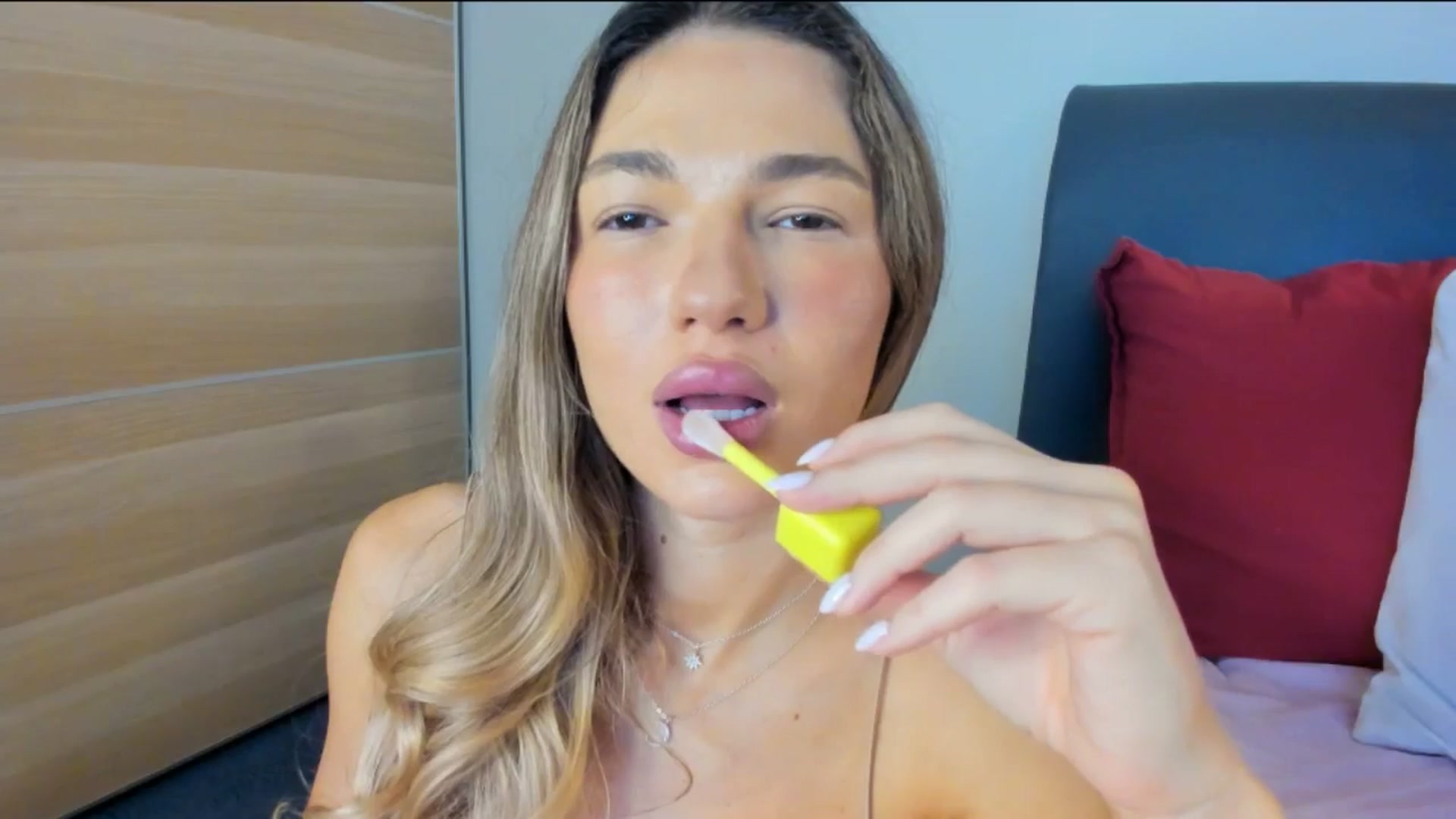Gallery image thumbnail from Dariadely's myfreecams stream on, 12/02/2025, 09:38 image 11 of 20