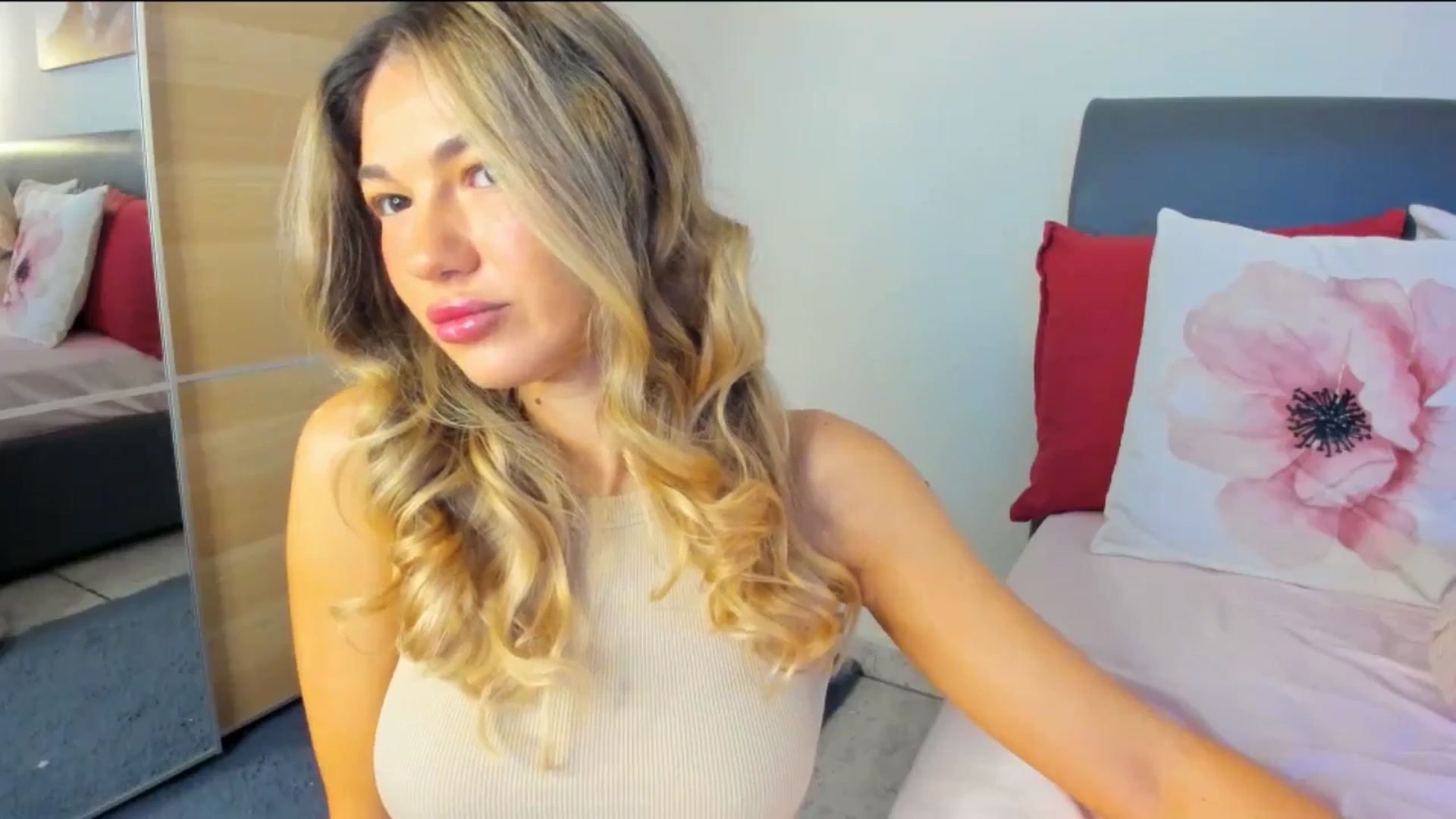 Gallery image thumbnail from Dariadely's myfreecams stream on, 12/12/2025, 07:37 image 7 of 20