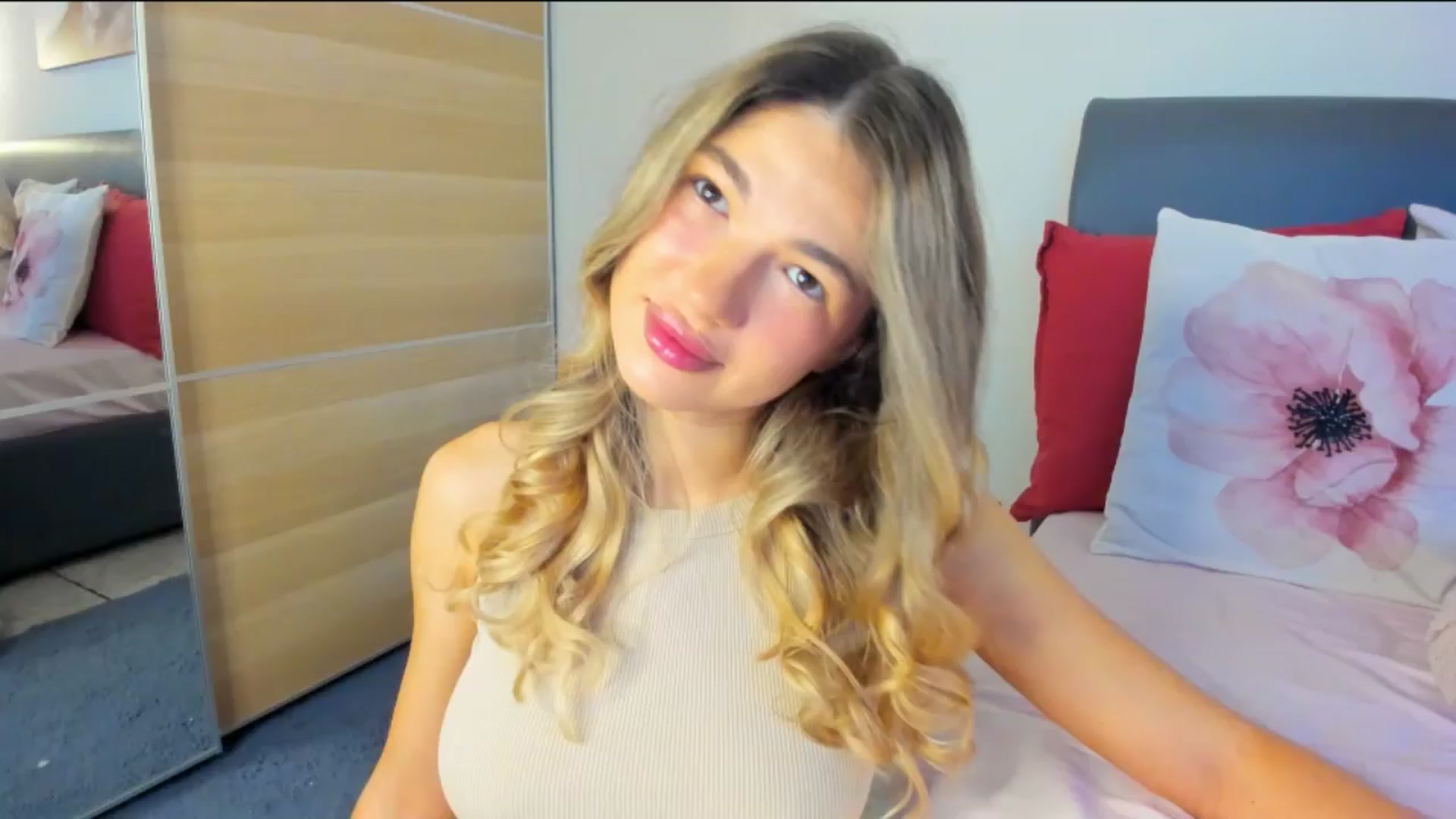 Gallery image thumbnail from Dariadely's myfreecams stream on, 12/12/2025, 07:37 image 10 of 20