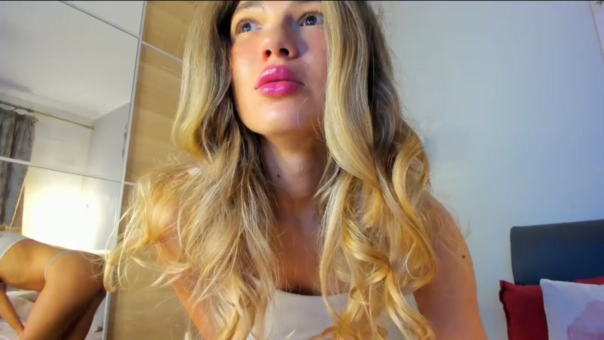 Gallery image thumbnail from Dariadely's myfreecams stream on, 12/12/2025, 18:03 image 1 of 20