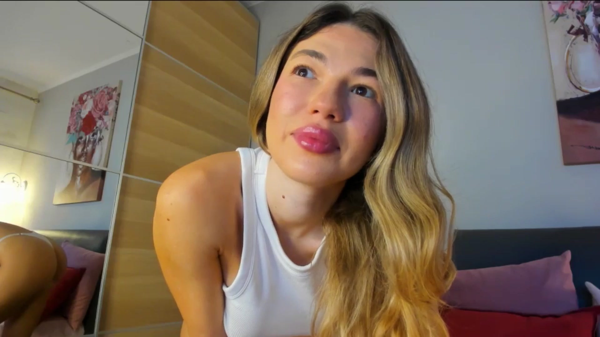 Gallery image thumbnail from Dariadely's myfreecams stream on, 12/19/2025, 08:53 image 13 of 20