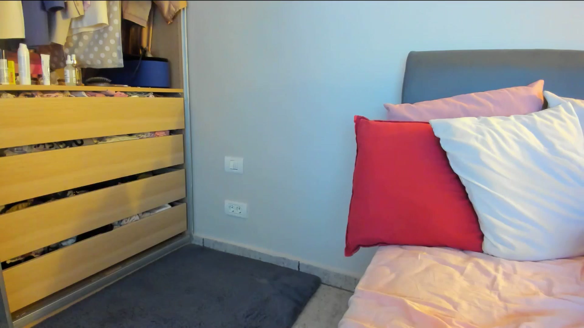 Gallery image thumbnail from Dariadely's myfreecams stream on, 12/20/2025, 14:50 image 12 of 20