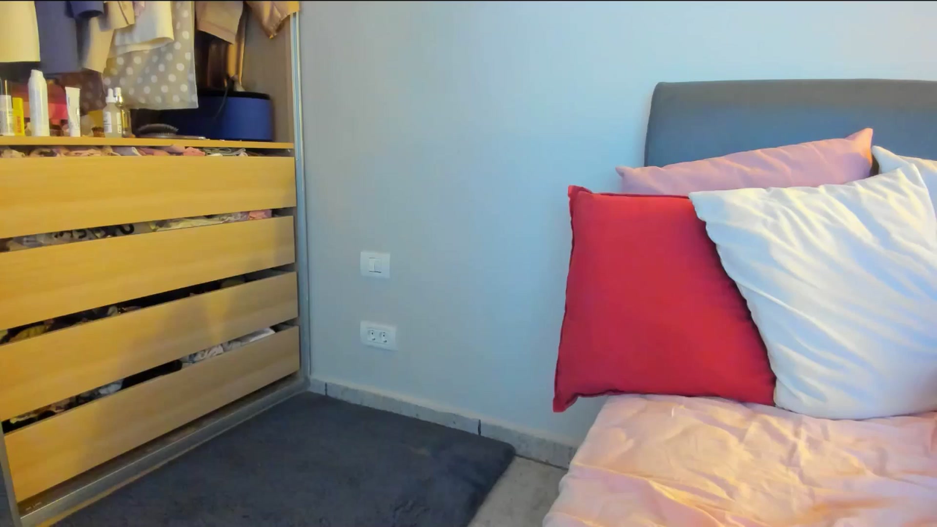 Gallery image thumbnail from Dariadely's myfreecams stream on, 12/20/2025, 14:50 image 17 of 20