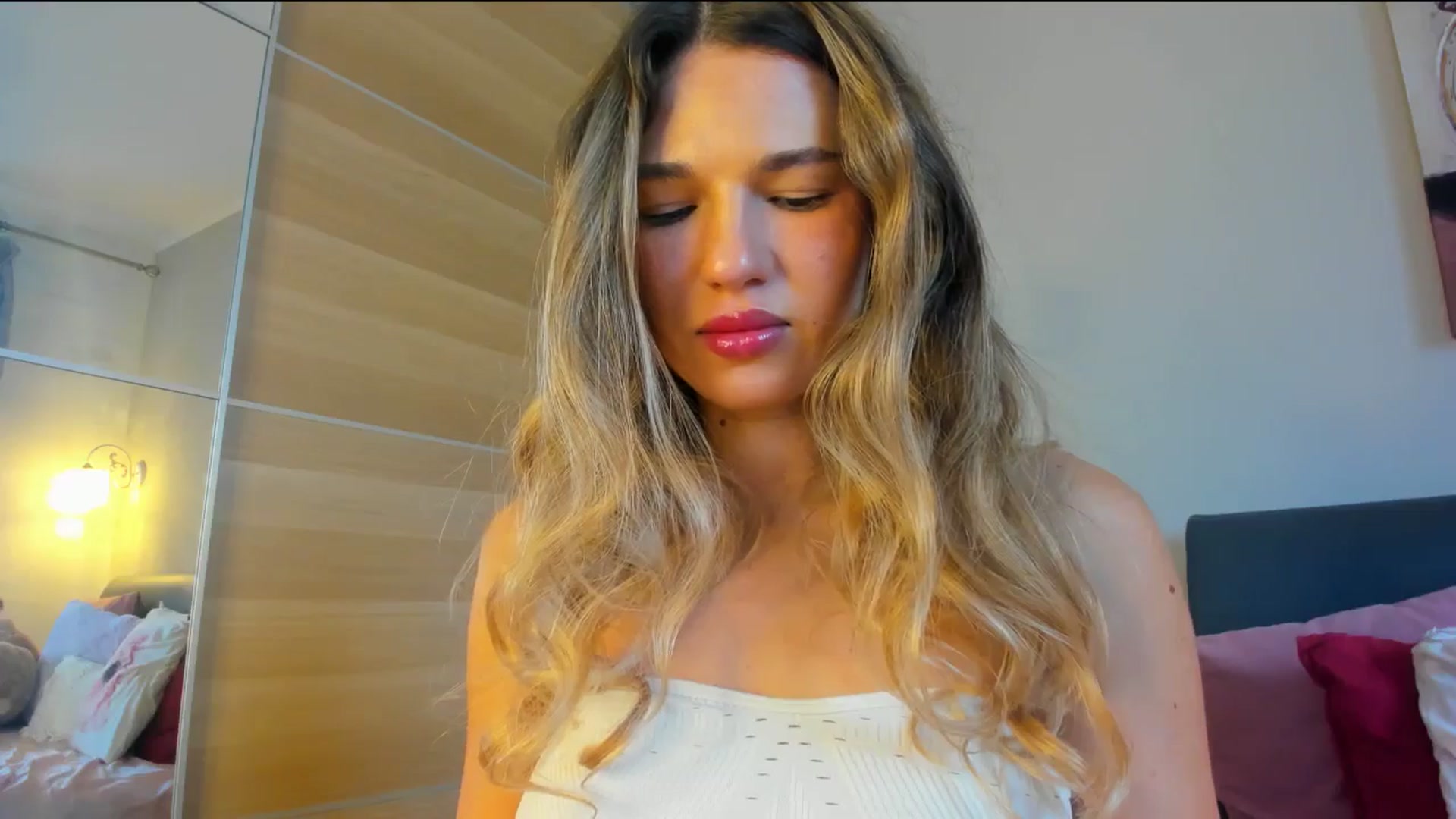 Gallery image thumbnail from Dariadely's myfreecams stream on, 01/08/2026, 11:02 image 12 of 20