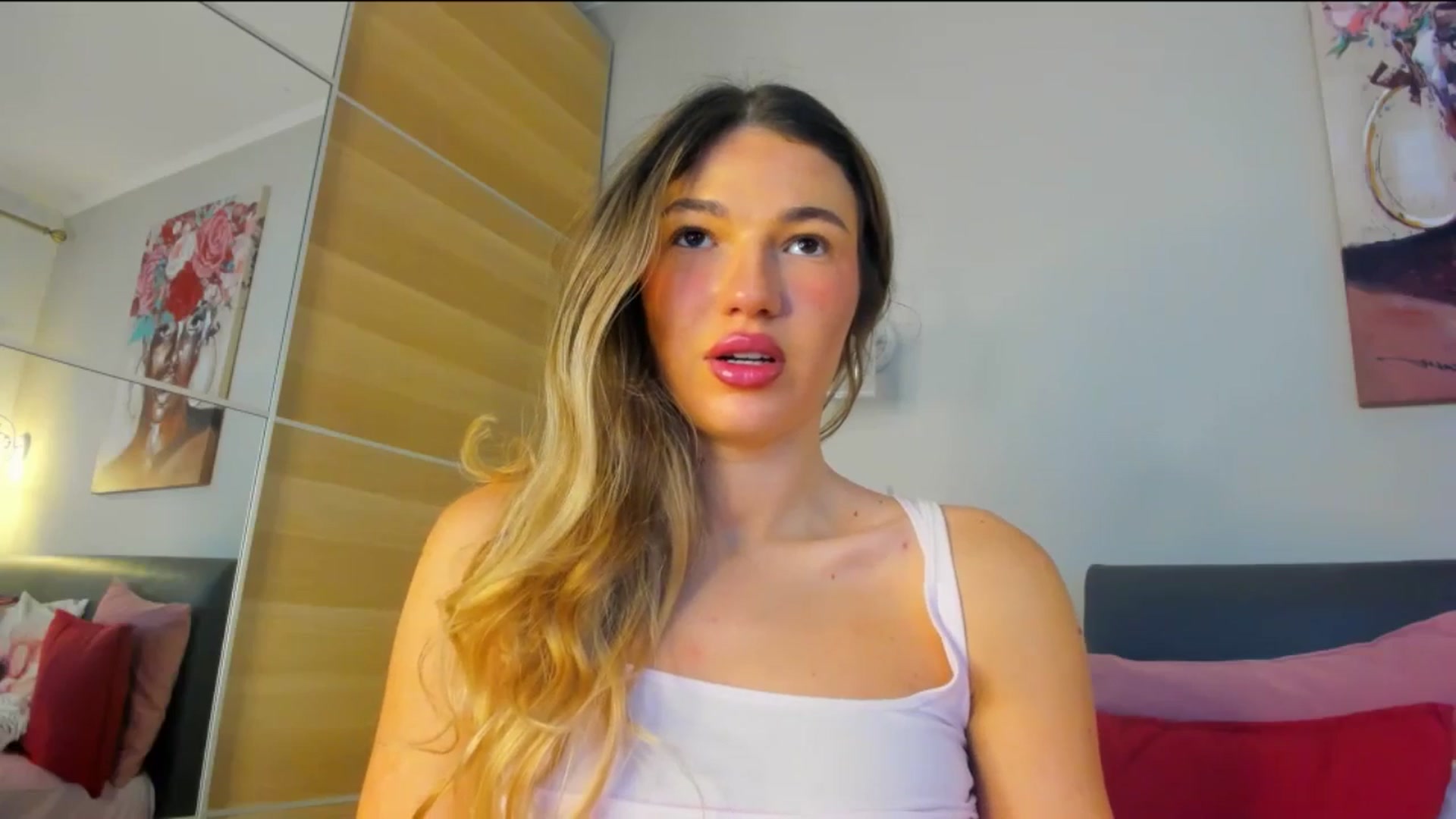 Gallery image thumbnail from Dariadely's myfreecams stream on, 01/11/2026, 10:18 image 11 of 20