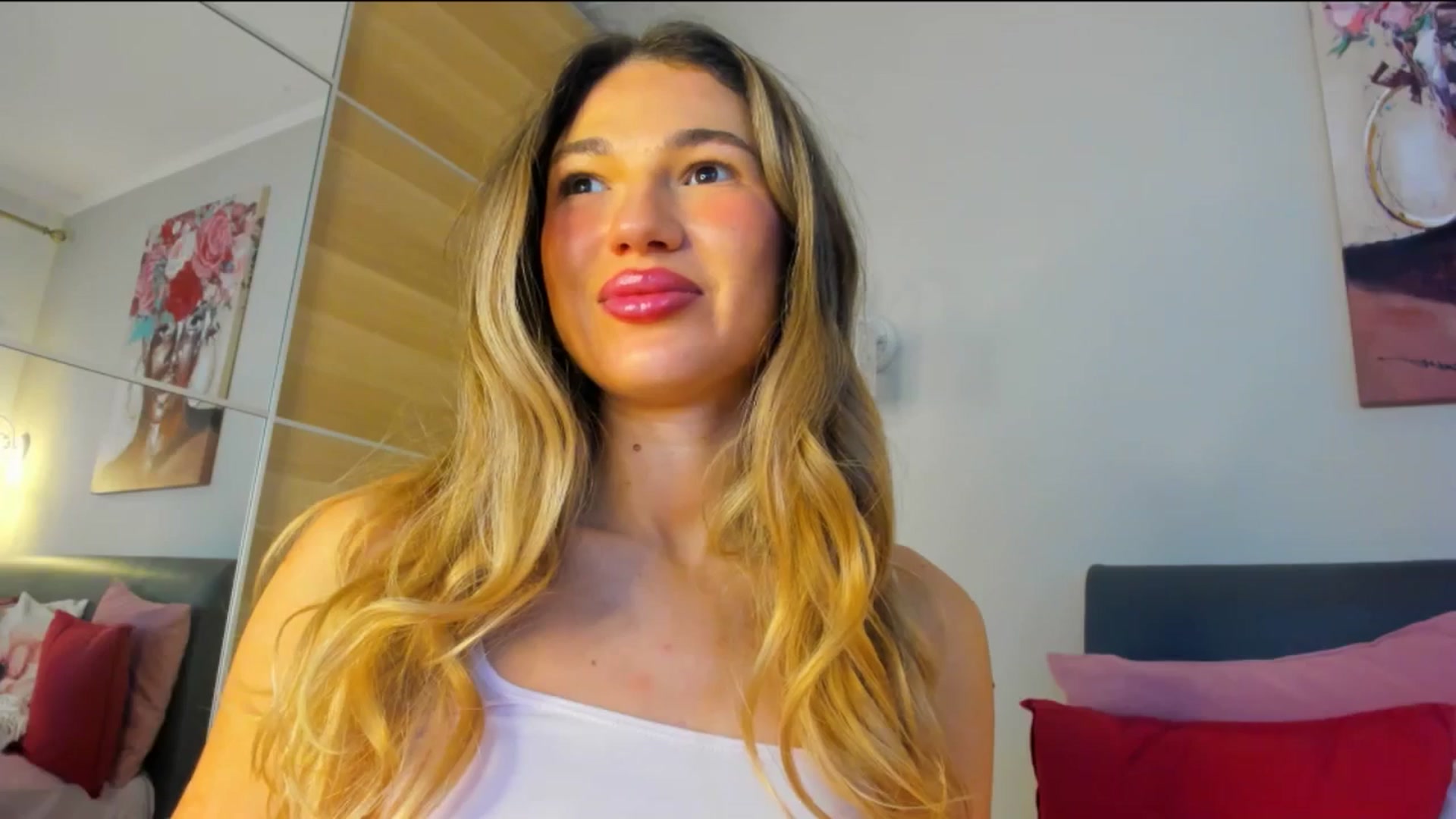 Gallery image thumbnail from Dariadely's myfreecams stream on, 01/11/2026, 10:18 image 10 of 20