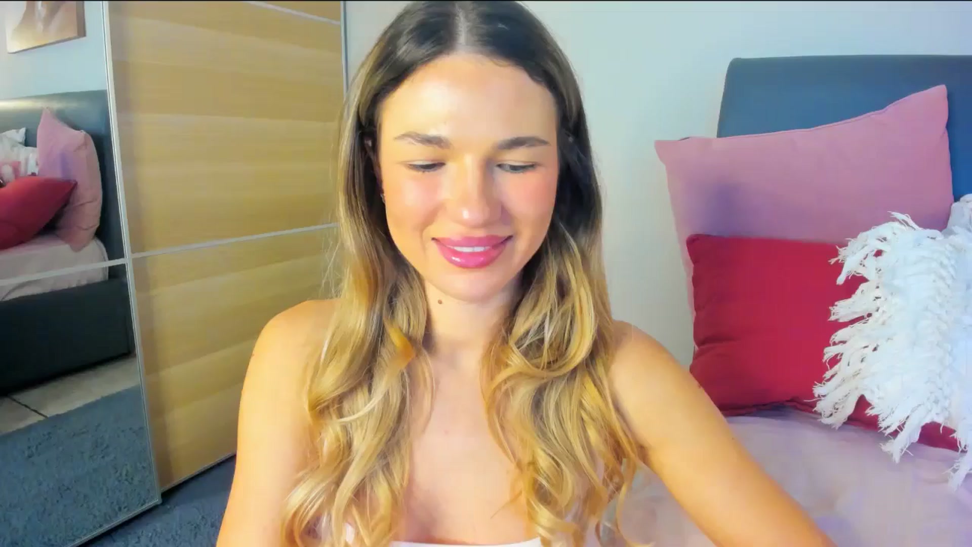 Gallery image thumbnail from Dariadely's myfreecams stream on, 01/11/2026, 12:28 image 1 of 20