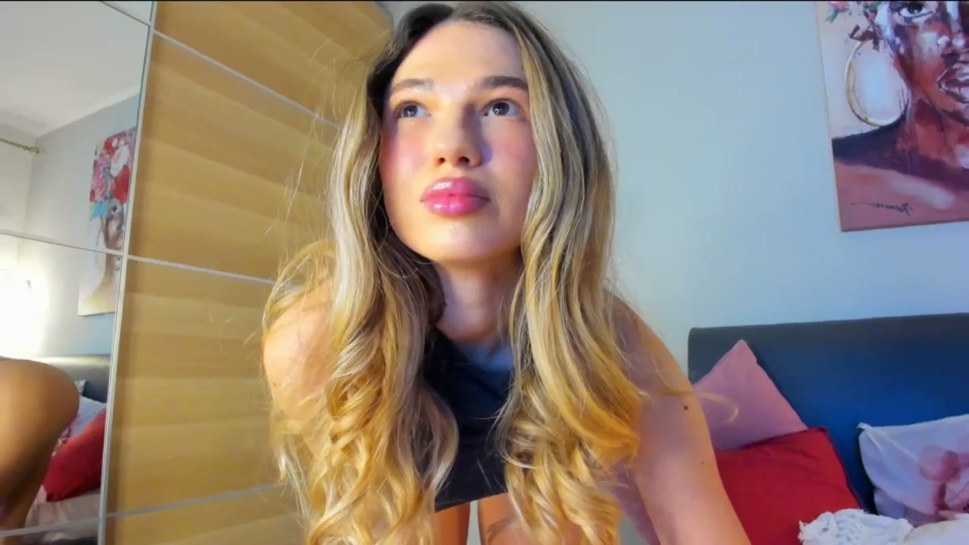 Gallery image thumbnail from Dariadely's myfreecams stream on, 01/15/2026, 18:05 image 4 of 20