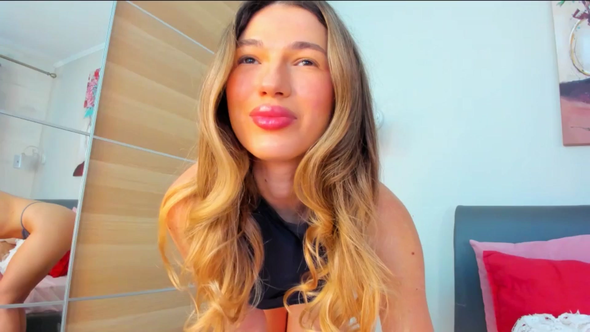 Gallery image thumbnail from Dariadely's myfreecams stream on, 01/17/2026, 11:29 image 6 of 20