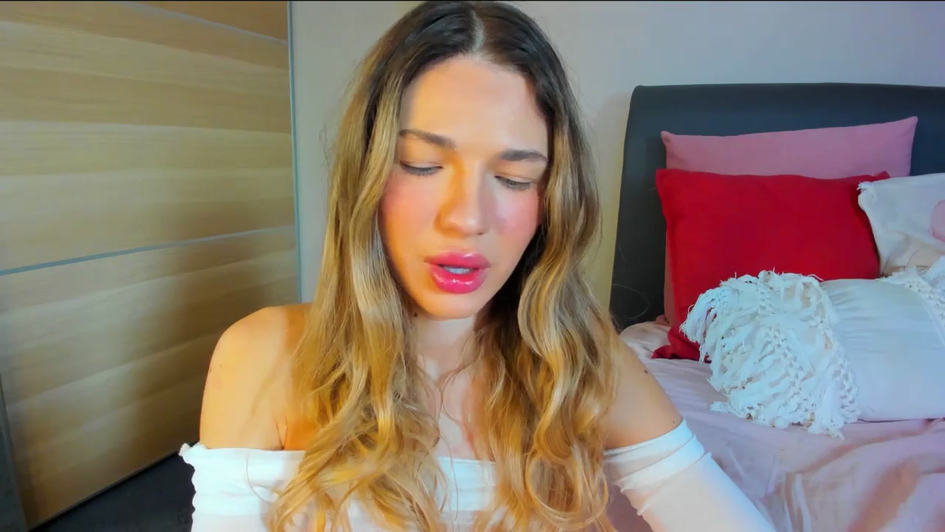 Gallery image thumbnail from Dariadely's myfreecams stream on, 01/18/2026, 08:42 image 20 of 20