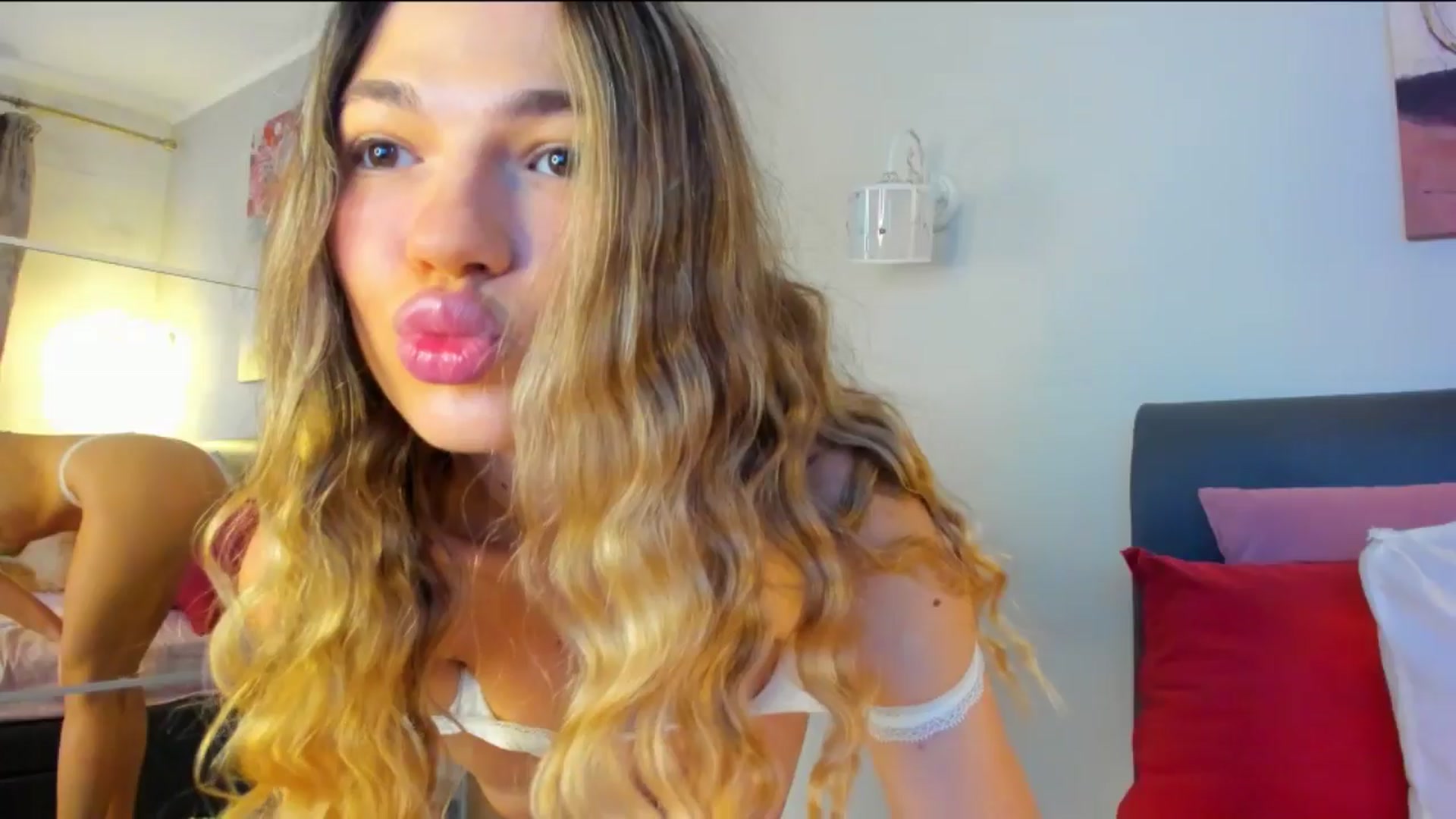 Gallery image thumbnail from Dariadely's myfreecams stream on, 01/22/2026, 09:11 image 7 of 20