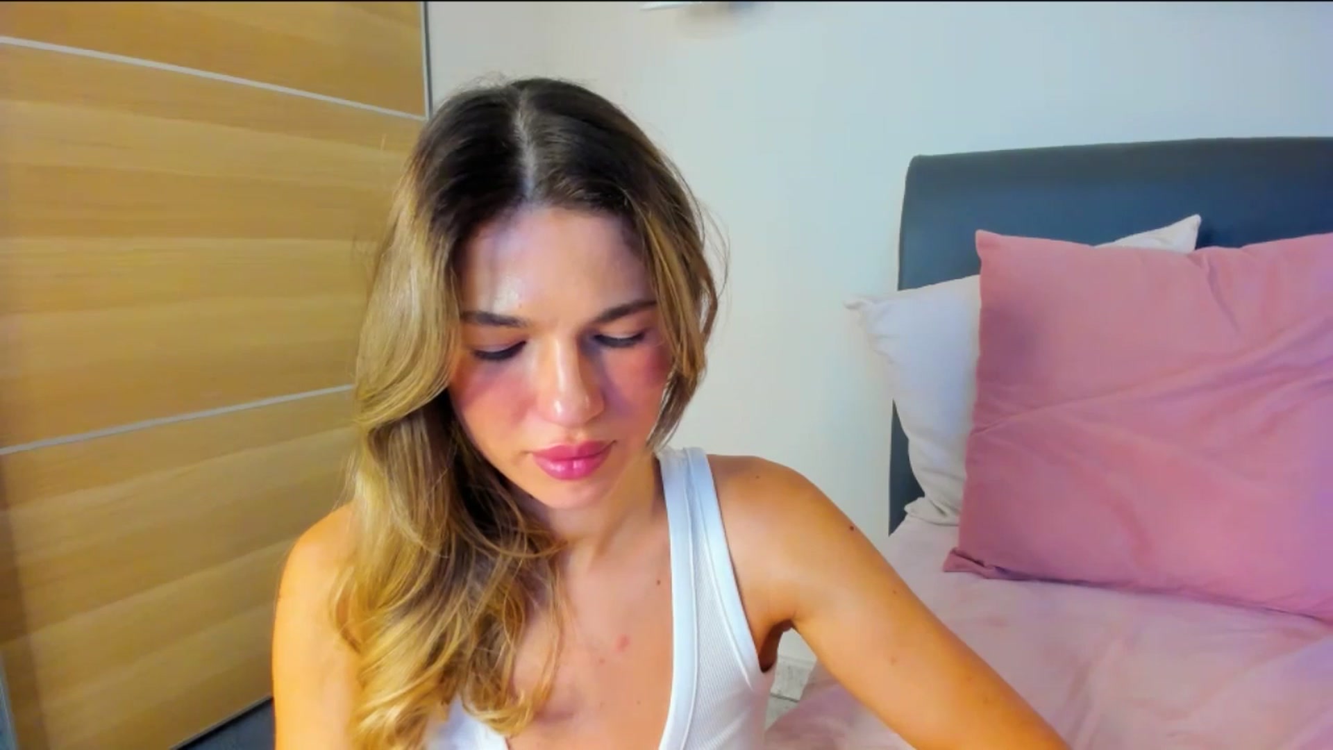Gallery image thumbnail from Dariadely's myfreecams stream on, 01/25/2026, 19:48 image 20 of 20