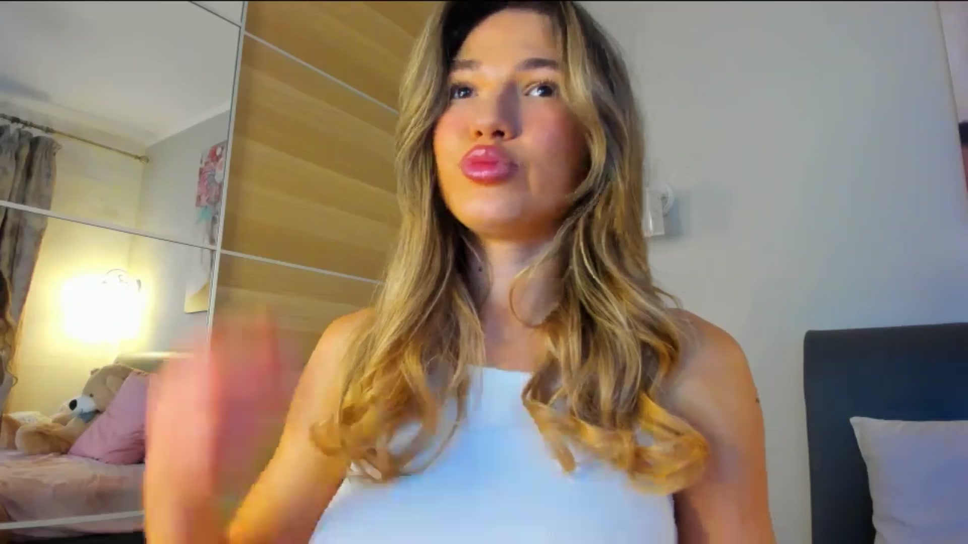 Gallery image thumbnail from Dariadely's myfreecams stream on, 01/26/2026, 09:54 image 8 of 20