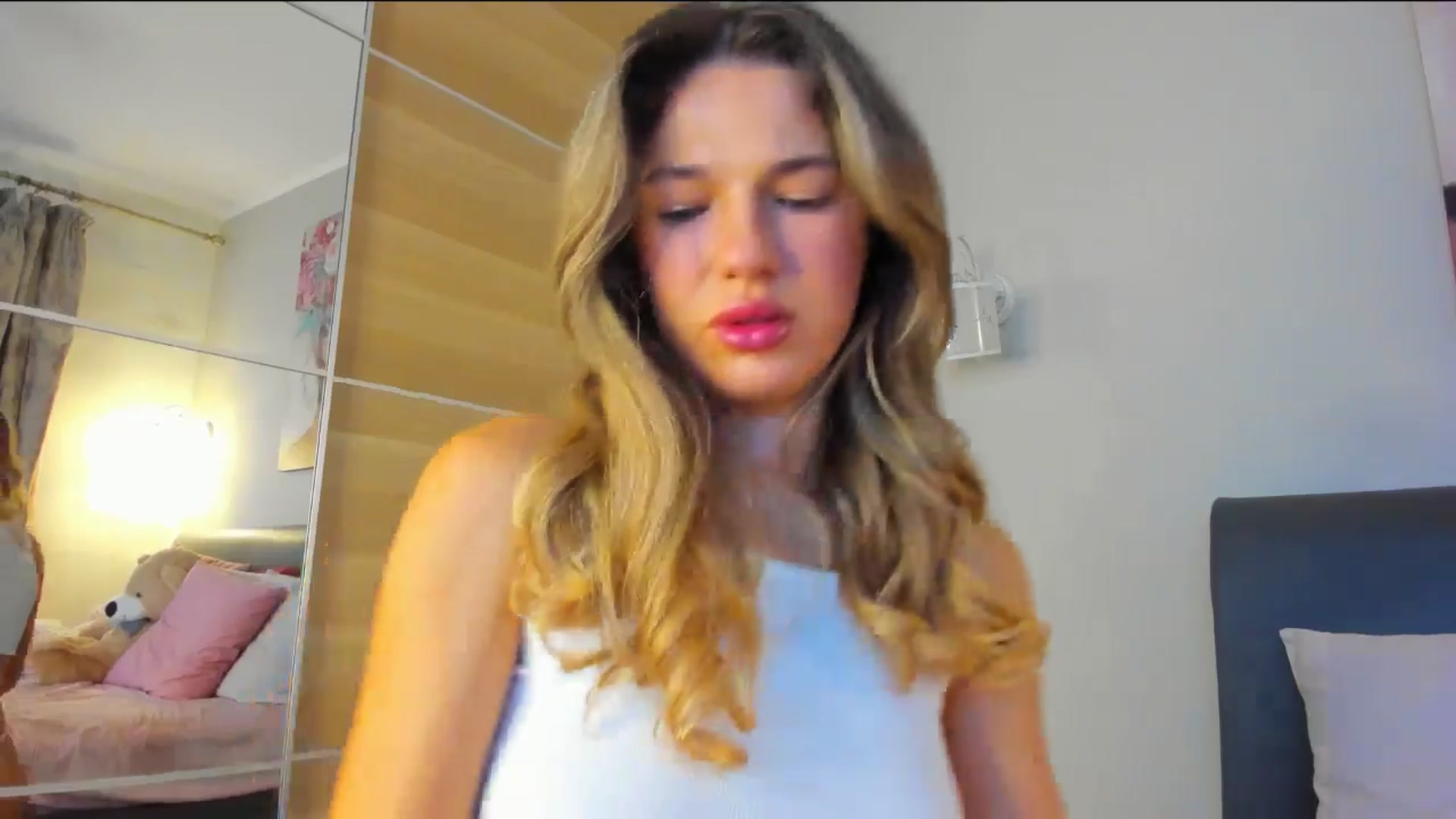 Gallery image thumbnail from Dariadely's myfreecams stream on, 01/26/2026, 09:54 image 7 of 20