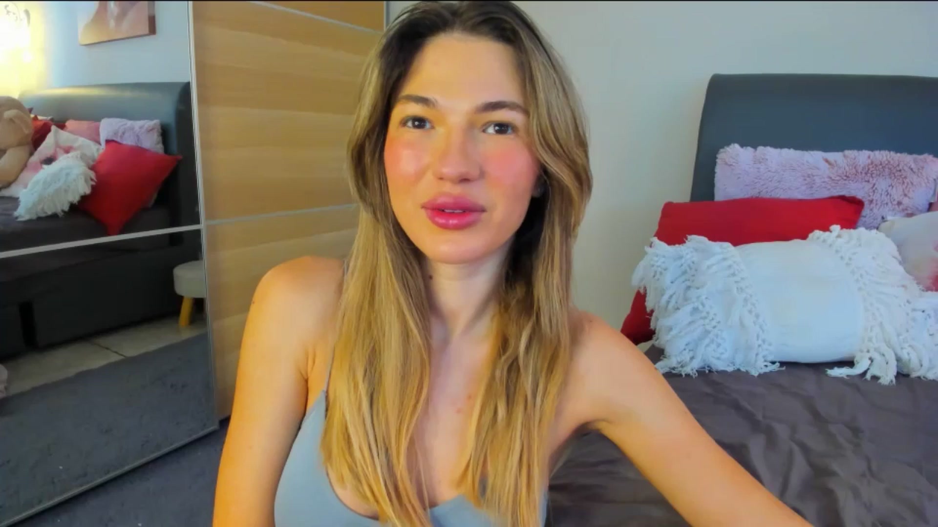 Gallery image thumbnail from Dariadely's myfreecams stream on, 01/29/2026, 10:26 image 3 of 20