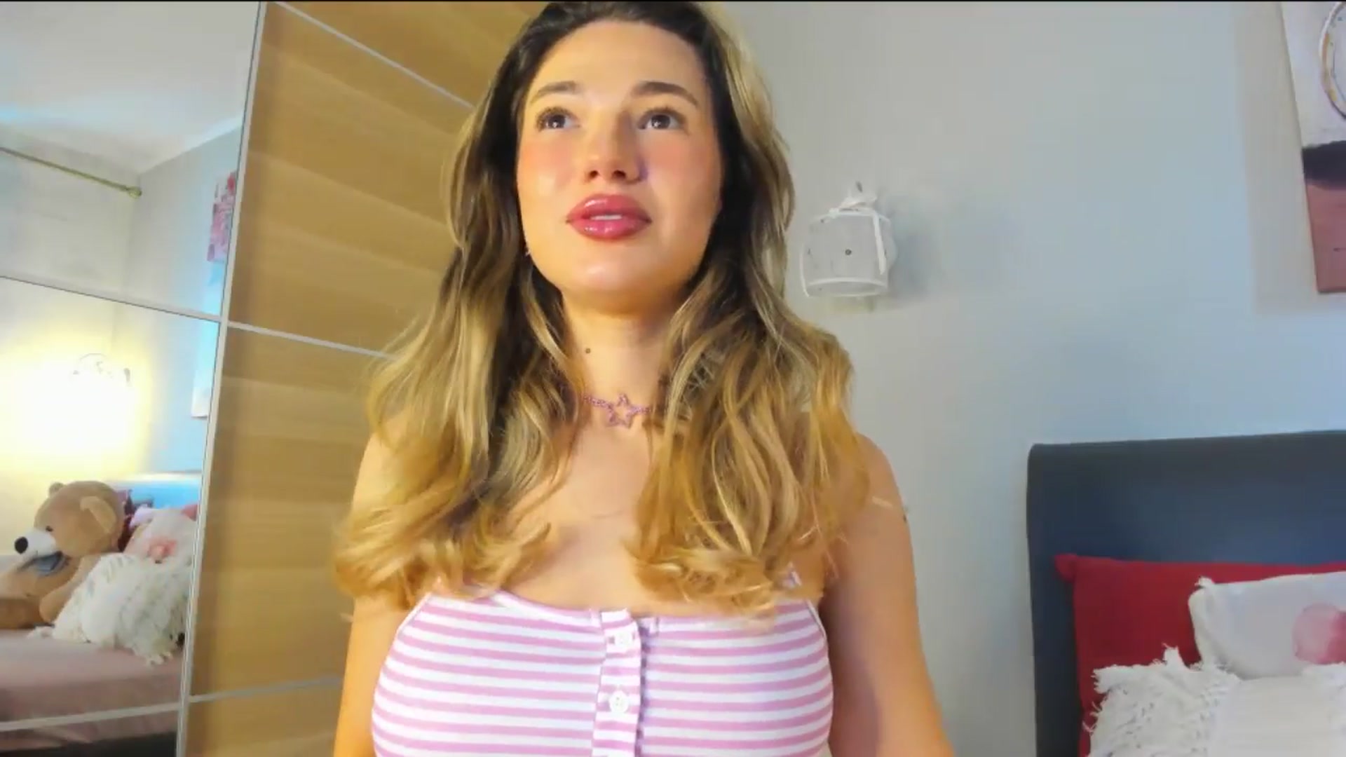 Gallery image thumbnail from Dariadely's myfreecams stream on, 02/05/2026, 07:49 image 18 of 20