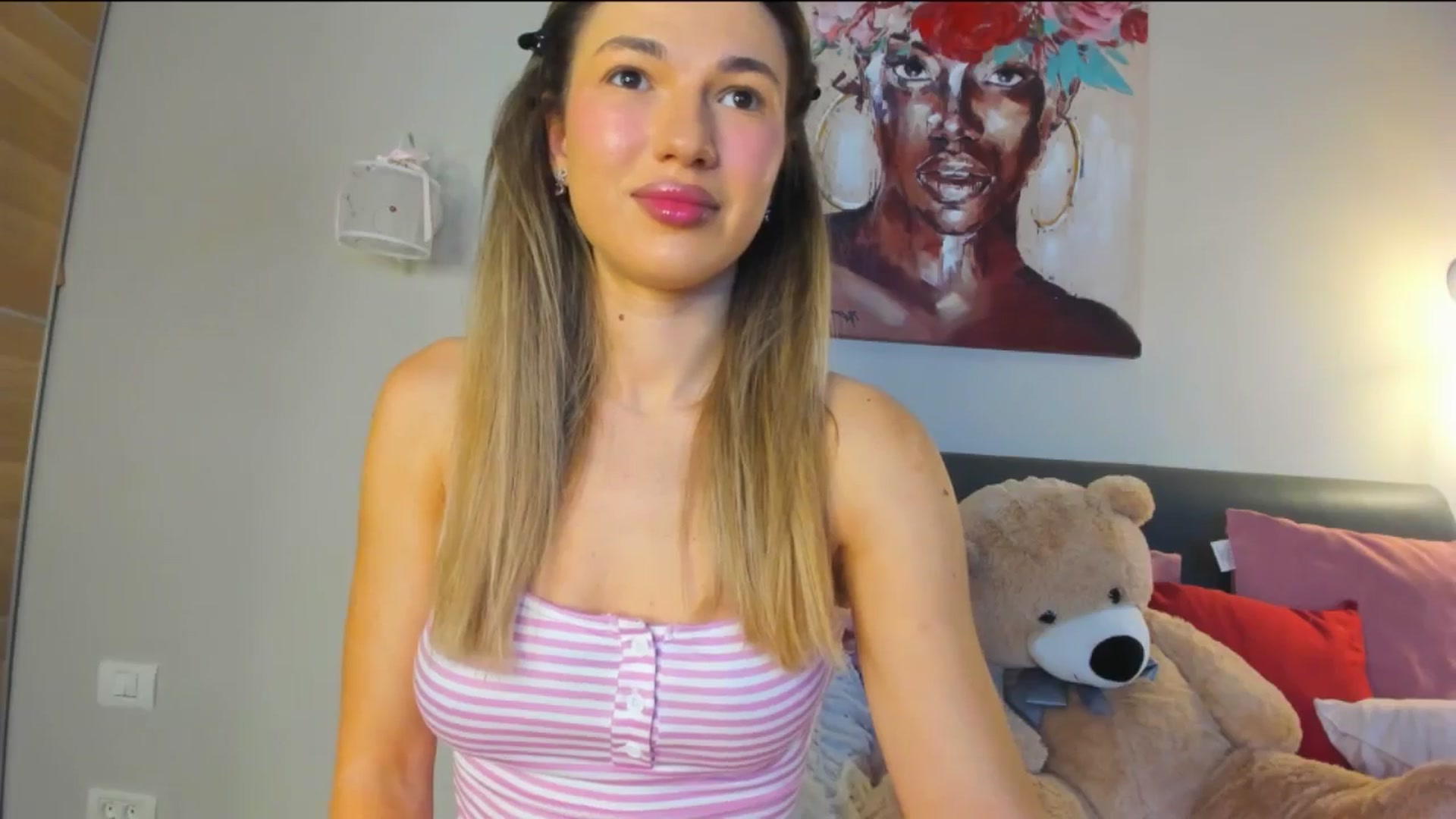 Gallery image thumbnail from Dariadely's myfreecams stream on, 02/05/2026, 16:33 image 11 of 20