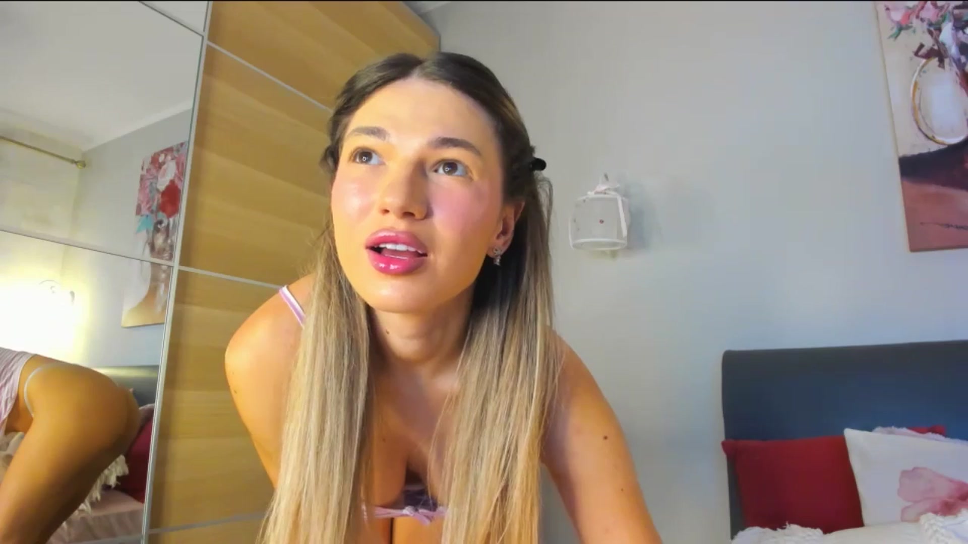 Gallery image thumbnail from Dariadely's myfreecams stream on, 02/05/2026, 16:33 image 2 of 20