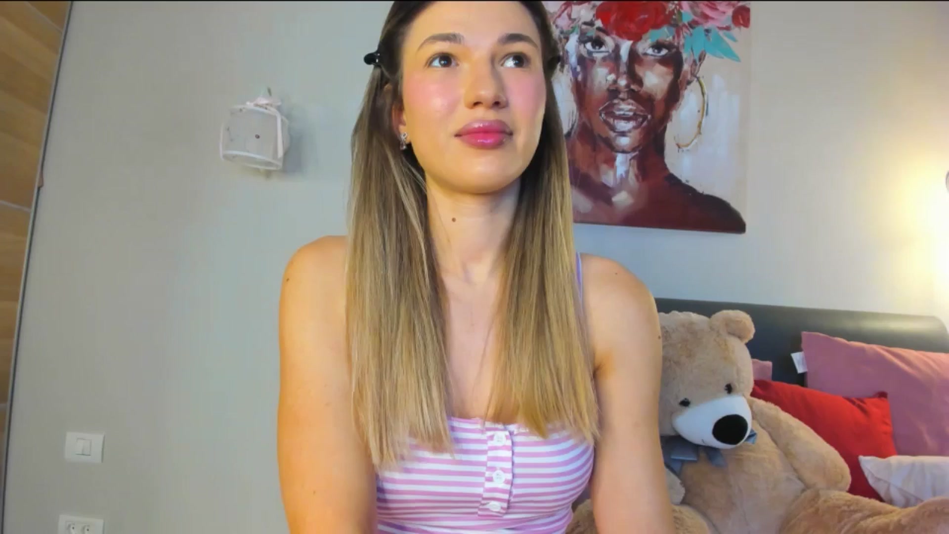 Gallery image thumbnail from Dariadely's myfreecams stream on, 02/05/2026, 16:33 image 17 of 20