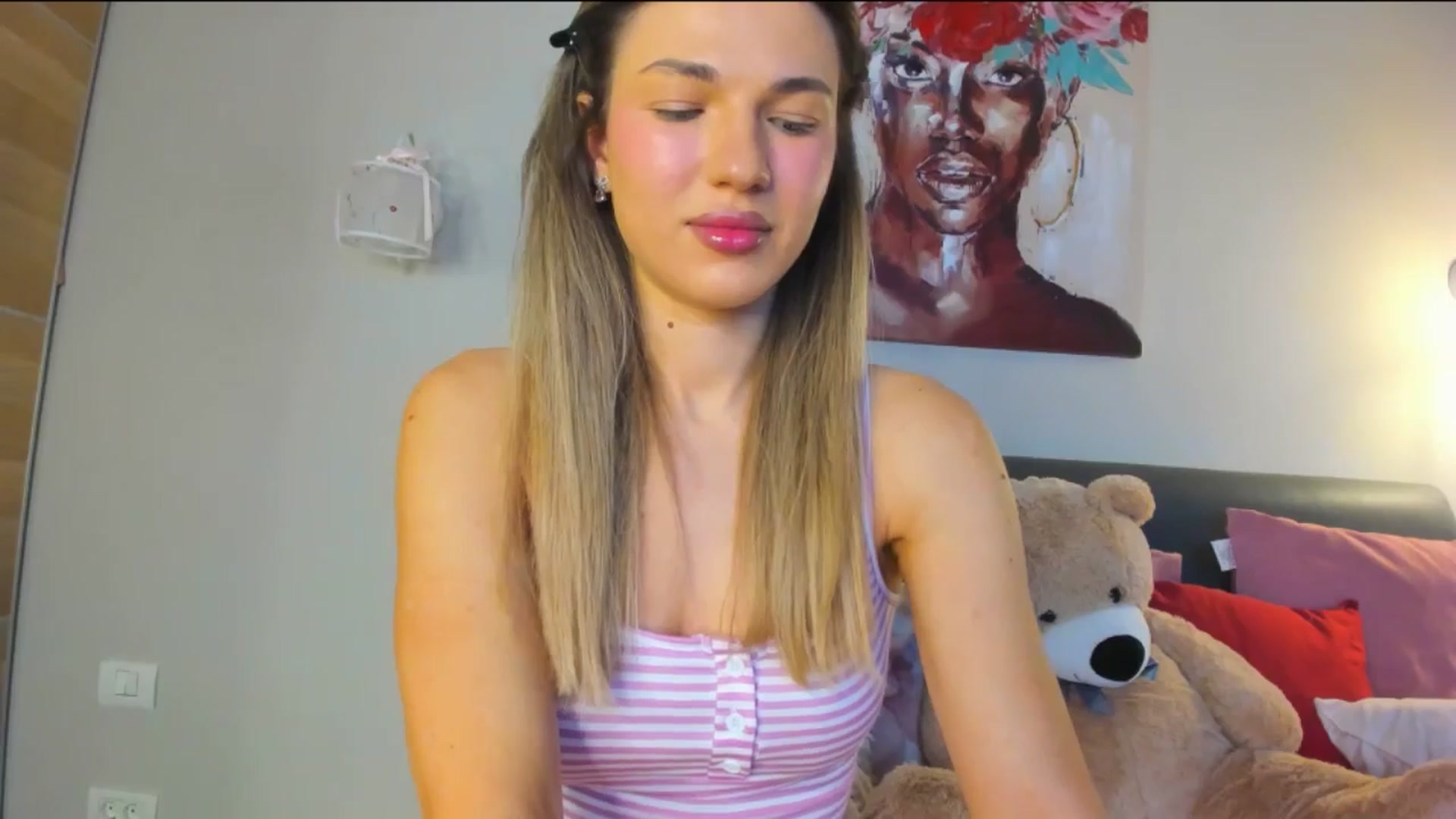 Gallery image thumbnail from Dariadely's myfreecams stream on, 02/05/2026, 16:33 image 13 of 20
