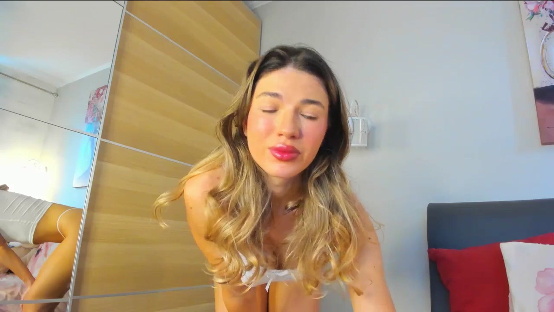 Gallery image thumbnail from Dariadely's myfreecams stream on, 02/10/2026, 09:12 image 17 of 20