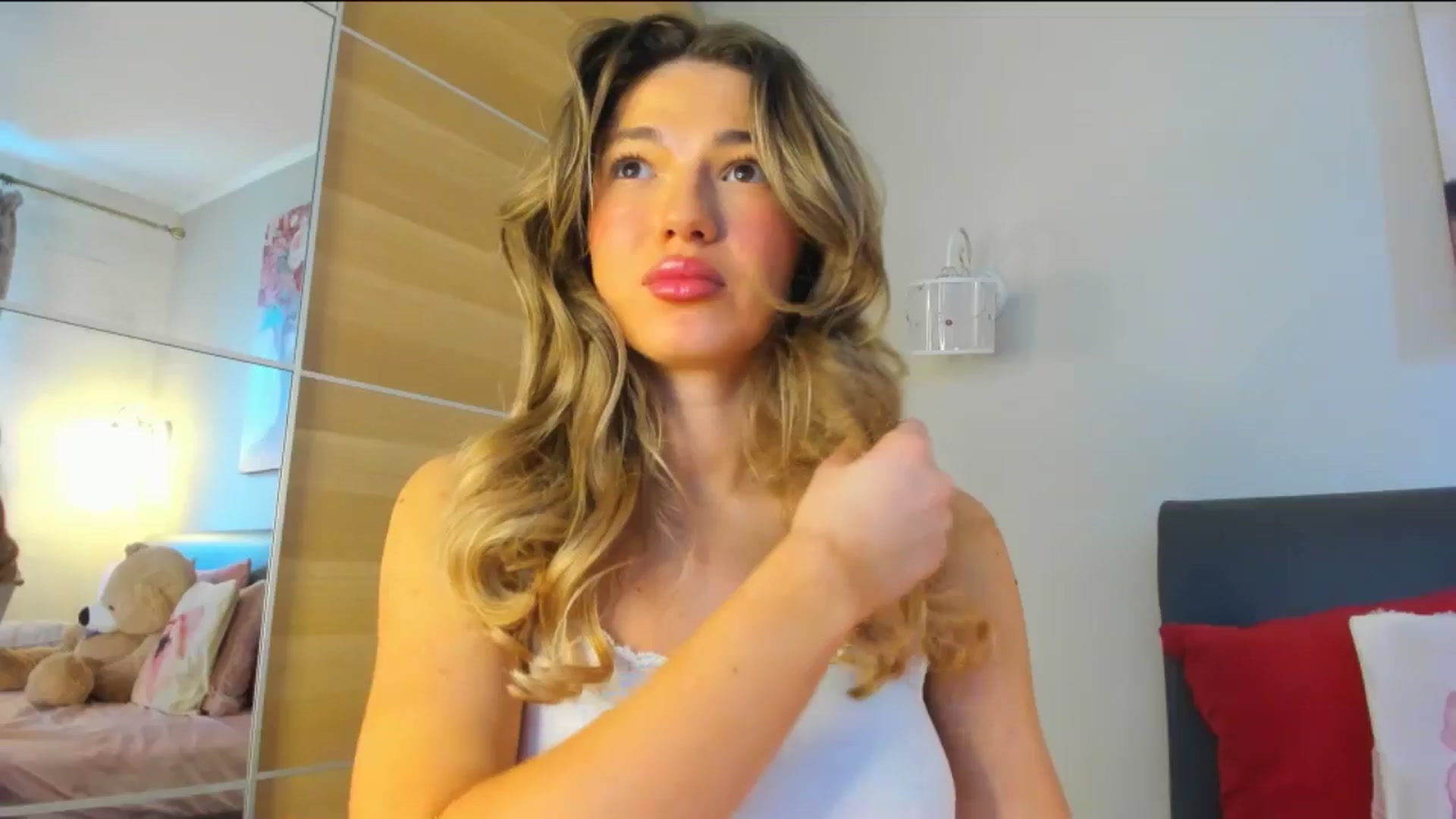 Gallery image thumbnail from Dariadely's myfreecams stream on, 02/10/2026, 11:15 image 7 of 20