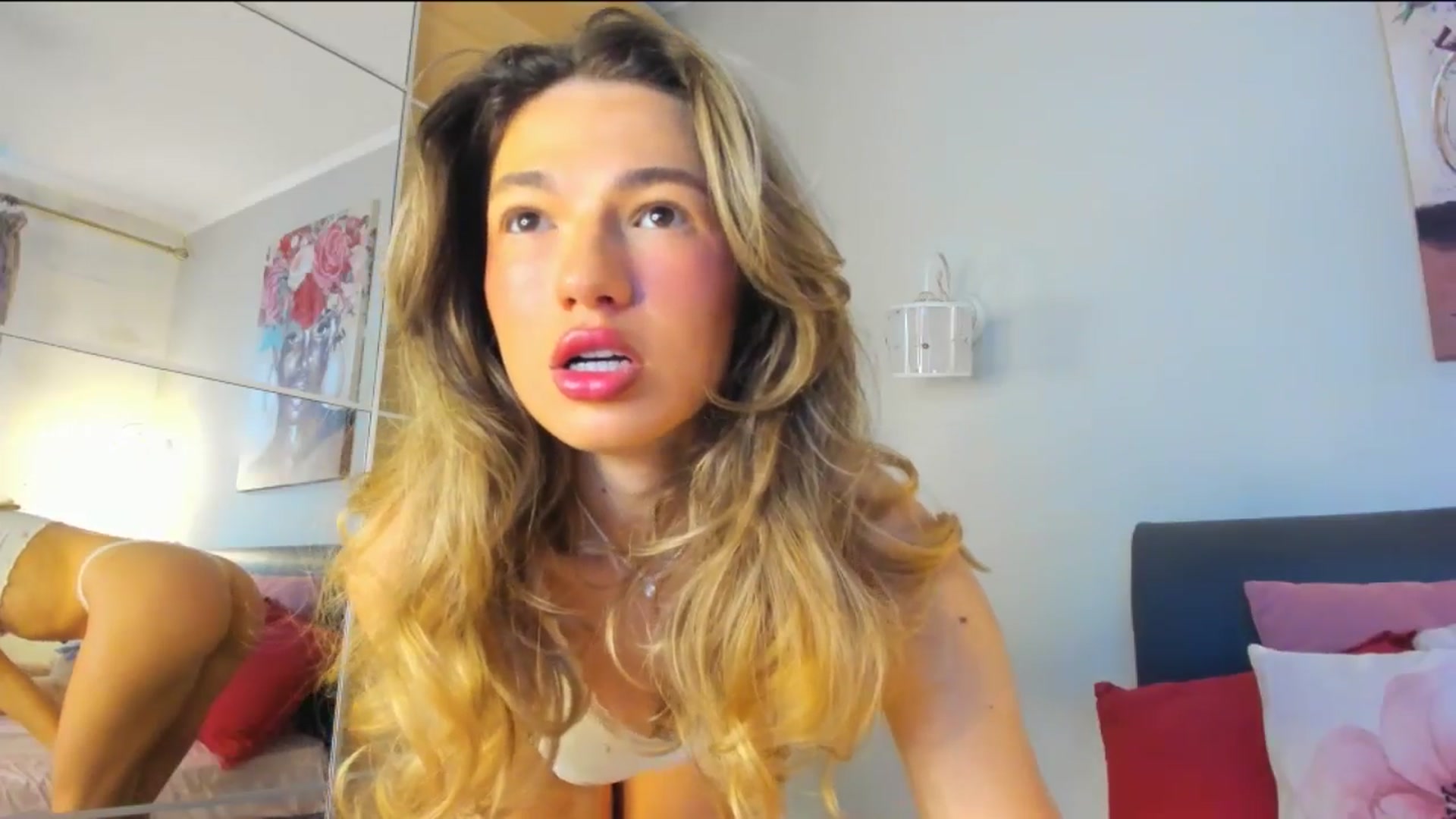 Gallery image thumbnail from Dariadely's myfreecams stream on, 02/11/2026, 07:34 image 4 of 20