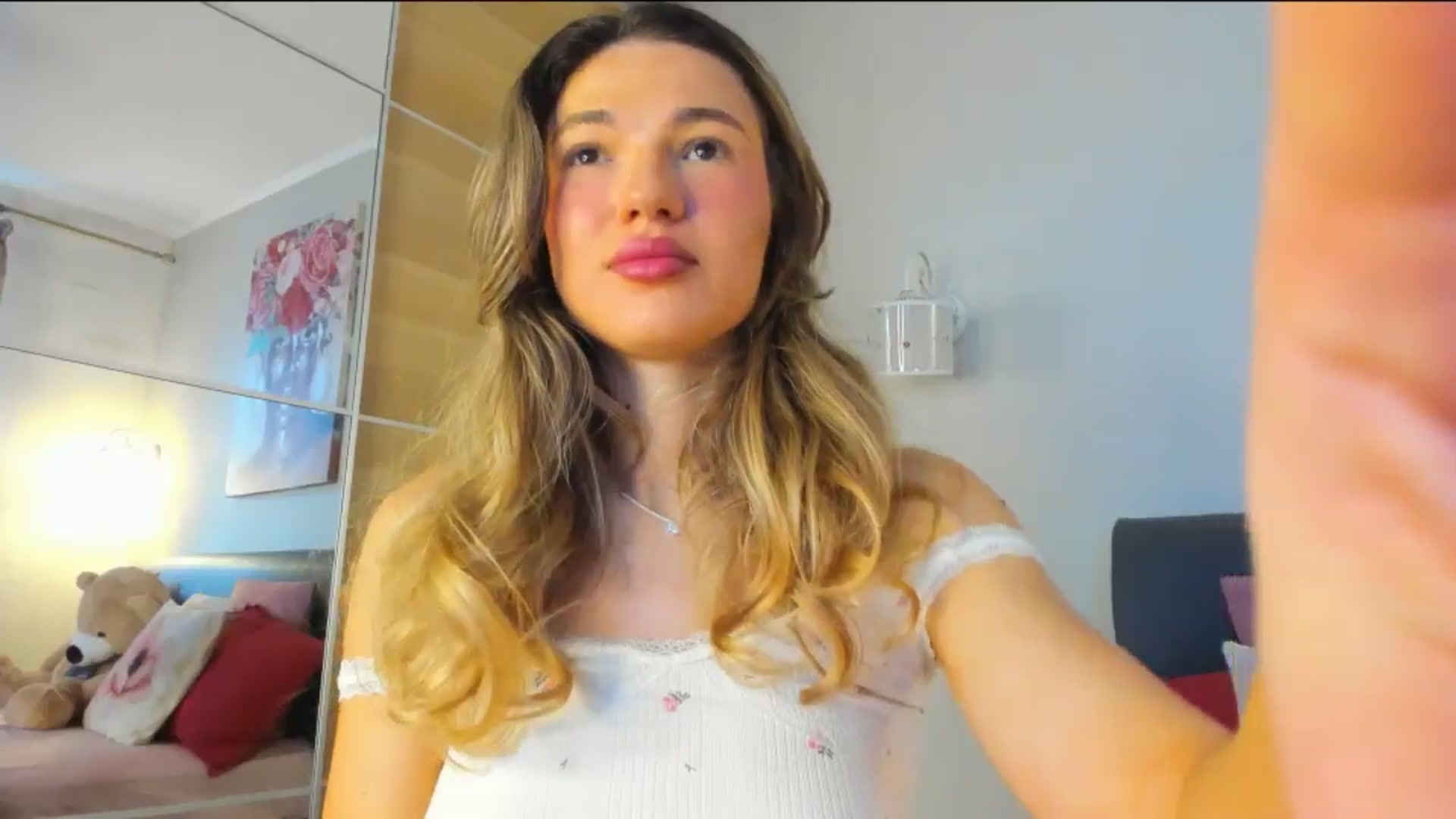 Gallery image thumbnail from Dariadely's myfreecams stream on, 02/11/2026, 08:09 image 15 of 20