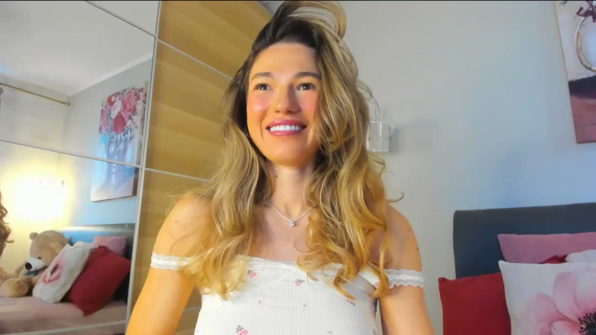 Gallery image thumbnail from Dariadely's myfreecams stream on, 02/11/2026, 08:09 image 20 of 20