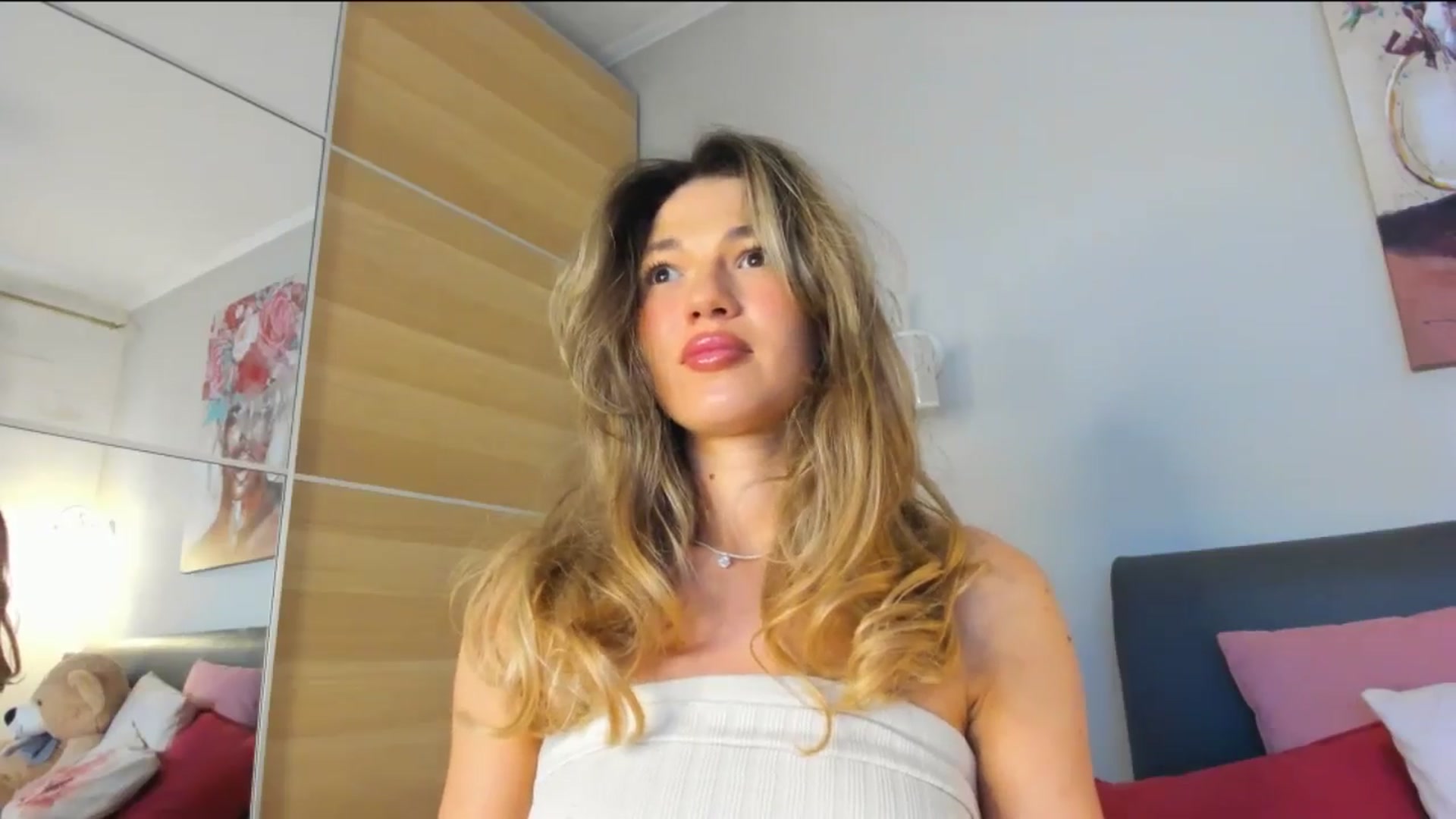 Gallery image thumbnail from Dariadely's myfreecams stream on, 02/12/2026, 11:11 image 15 of 20