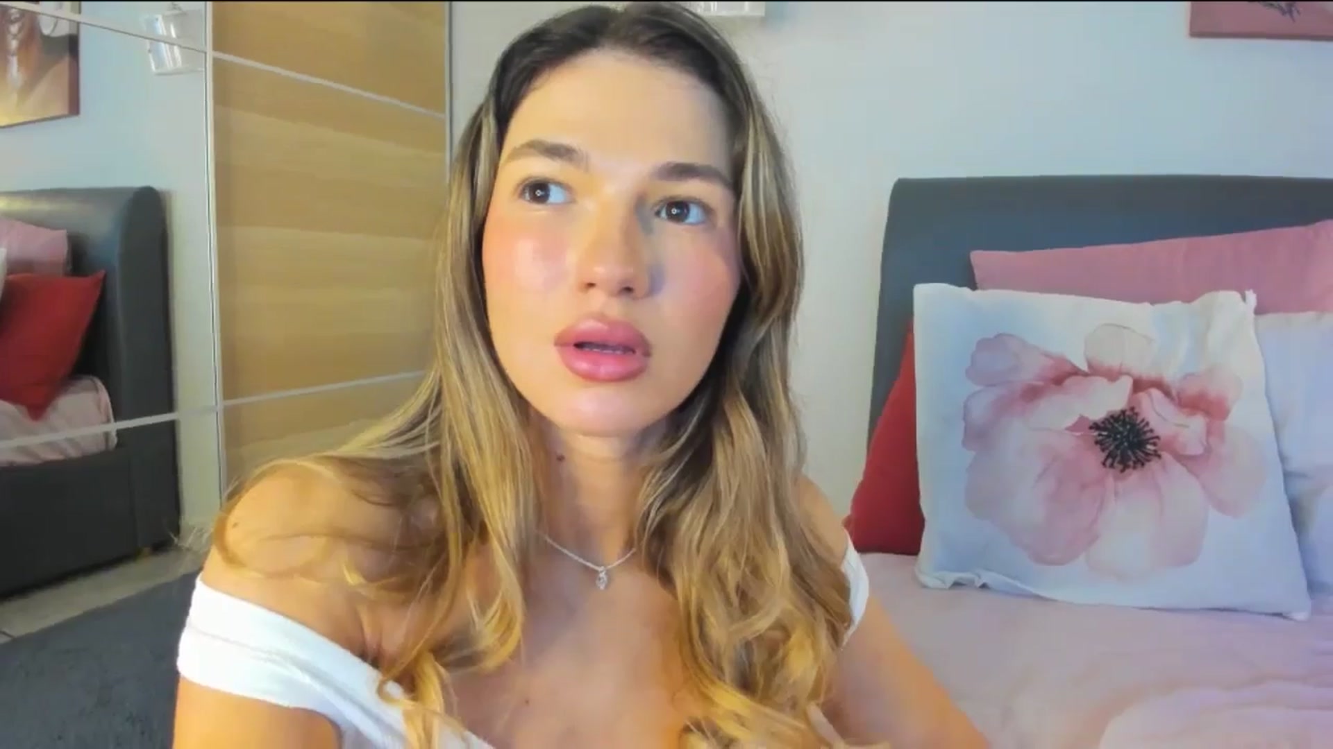 Gallery image thumbnail from Dariadely's myfreecams stream on, 02/16/2026, 10:32 image 18 of 20
