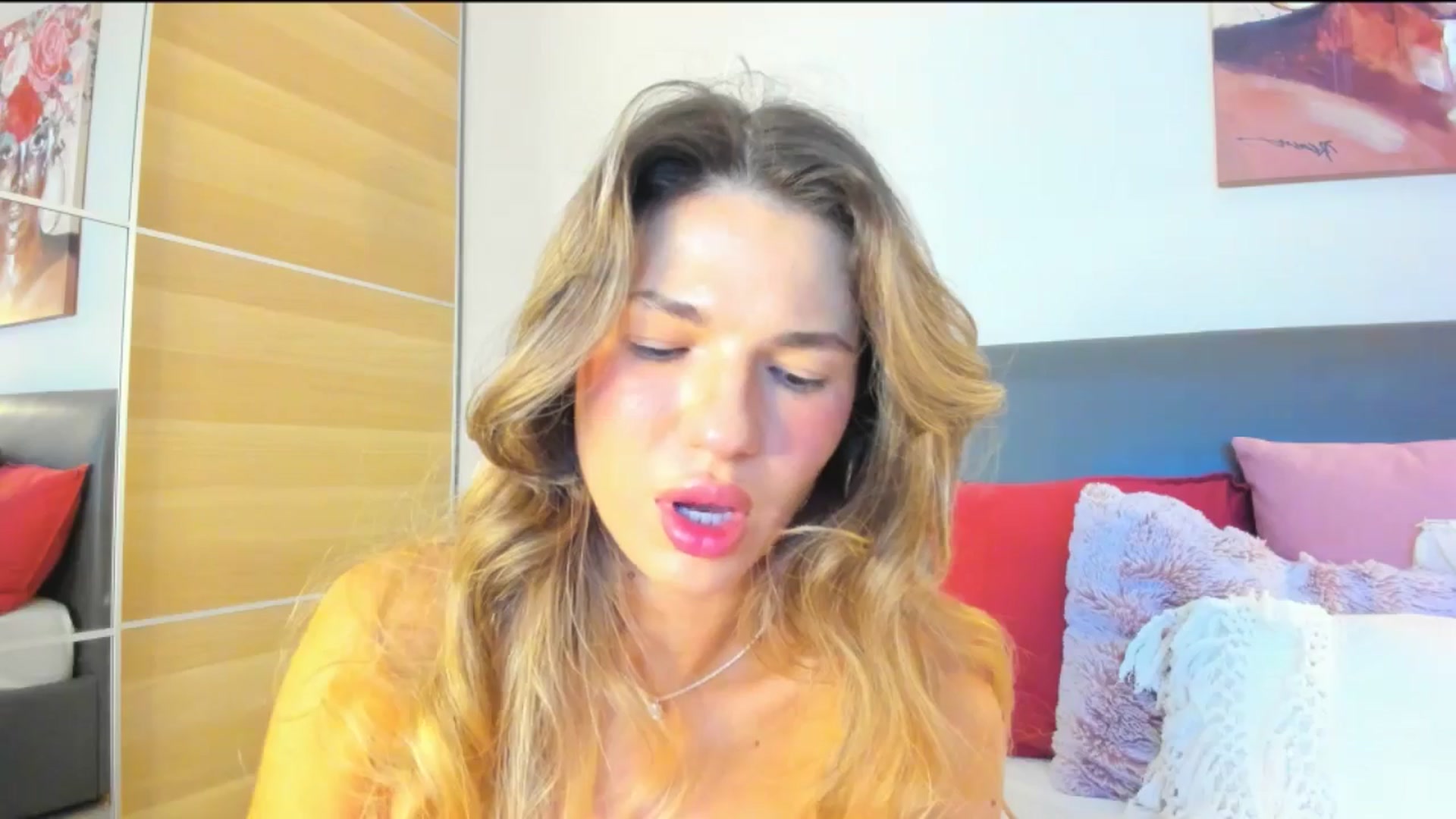 Gallery image thumbnail from Dariadely's myfreecams stream on, 02/19/2026, 19:39 image 7 of 20