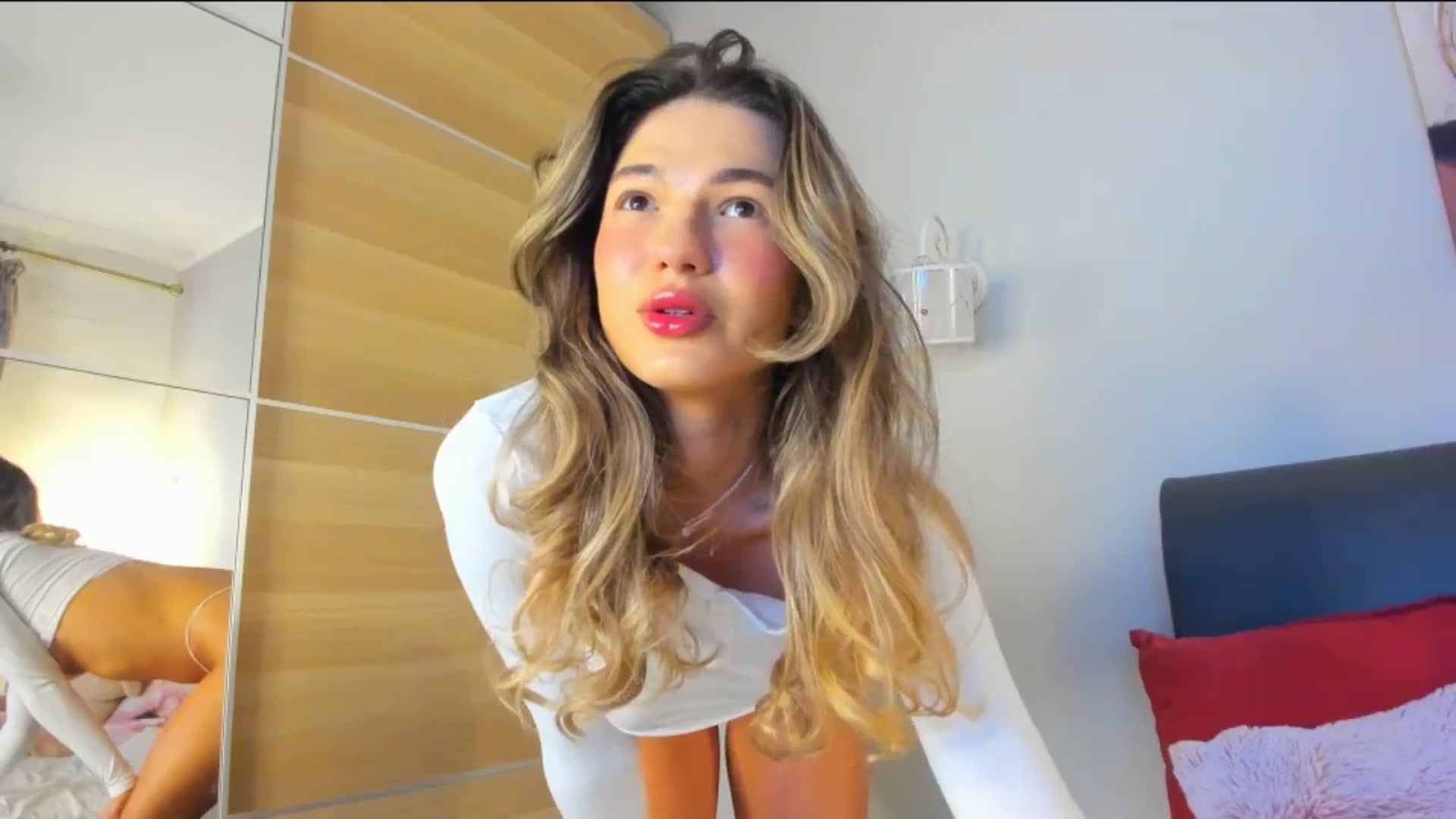 Gallery image thumbnail from Dariadely's myfreecams stream on, 02/25/2026, 17:16 image 3 of 20