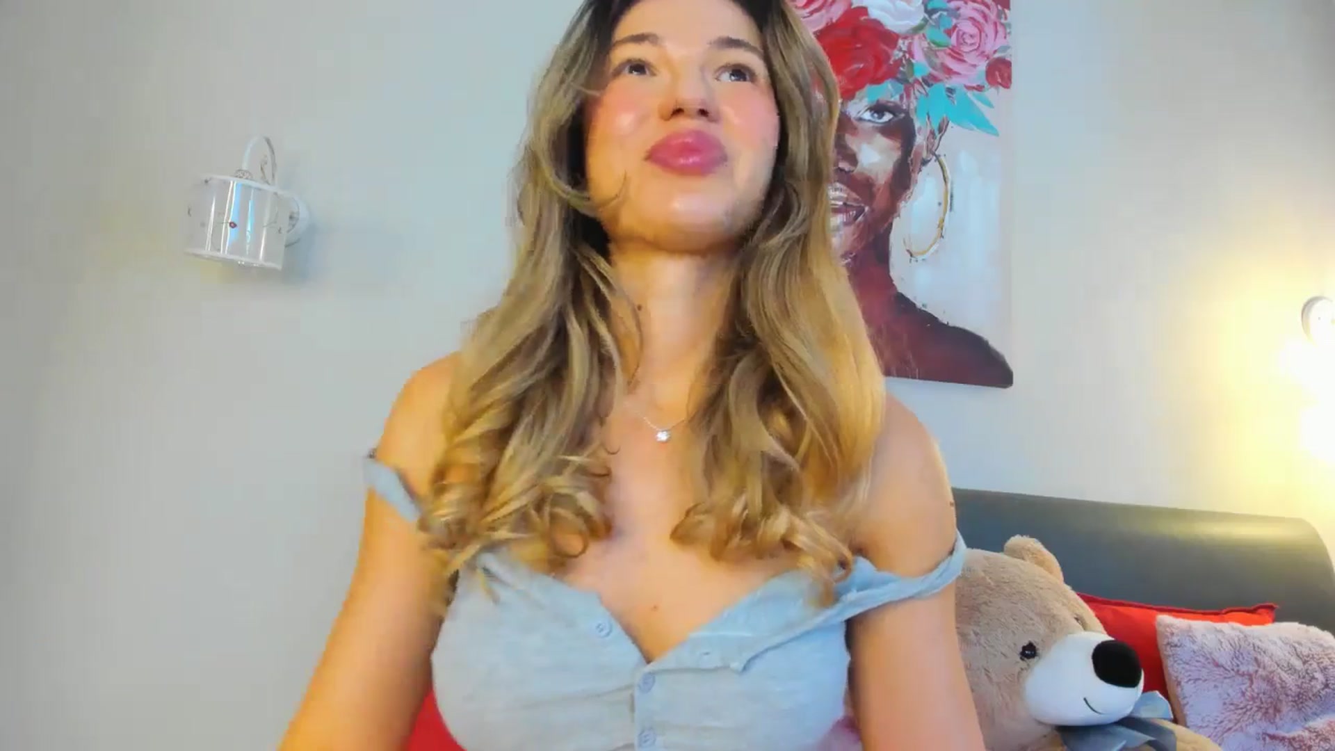 Gallery image thumbnail from Dariadely's myfreecams stream on, 03/04/2026, 10:19 image 2 of 20