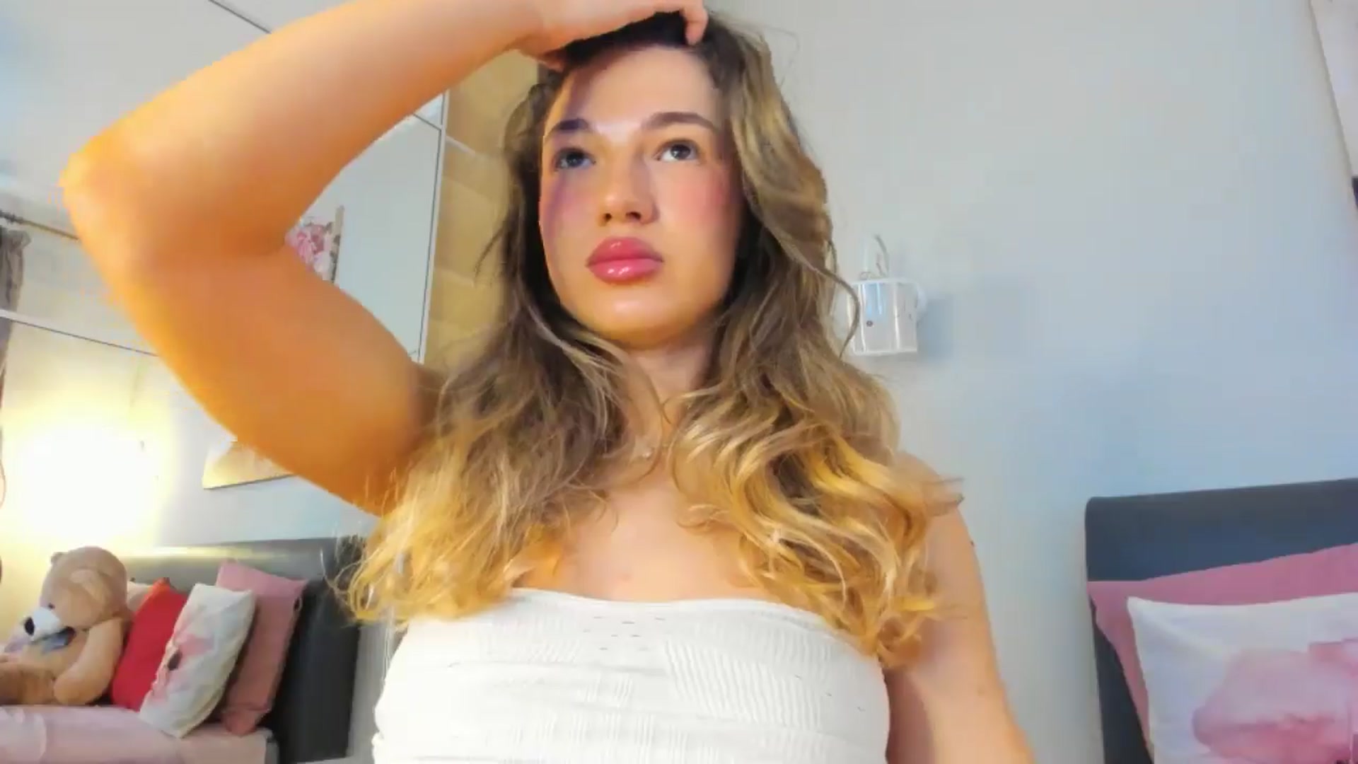 Gallery image thumbnail from Dariadely's myfreecams stream on, 03/06/2026, 08:16 image 10 of 20