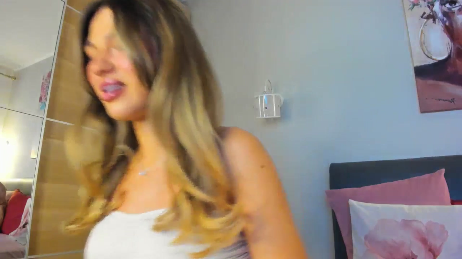 Gallery image thumbnail from Dariadely's myfreecams stream on, 03/06/2026, 18:15 image 3 of 20