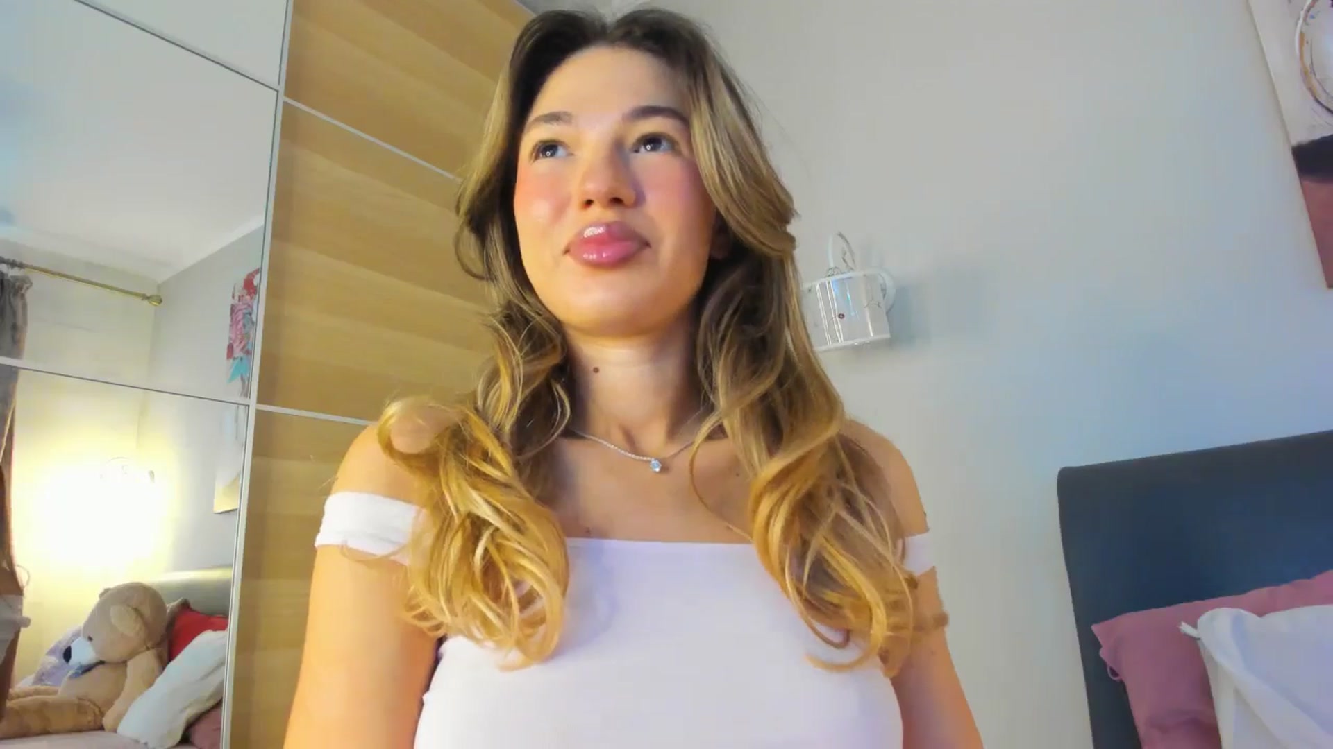 Gallery image thumbnail from Dariadely's myfreecams stream on, 03/08/2026, 07:53 image 2 of 20