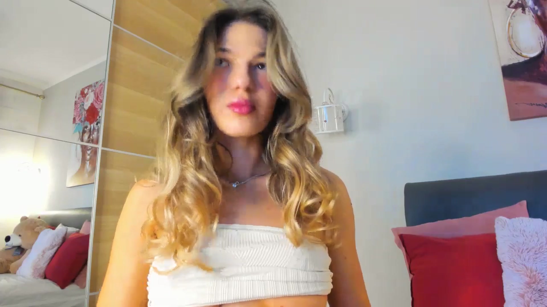 Gallery image thumbnail from Dariadely's myfreecams stream on, 03/12/2026, 18:33 image 17 of 20