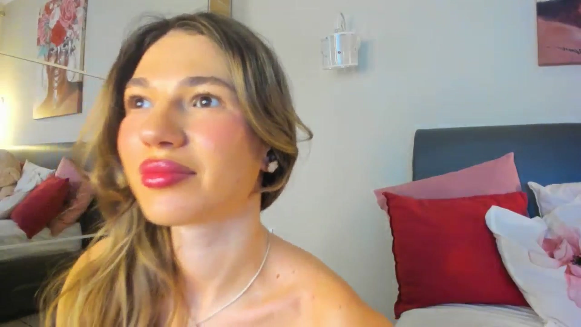 Gallery image thumbnail from Dariadely's myfreecams stream on, 03/17/2026, 10:23 image 2 of 20