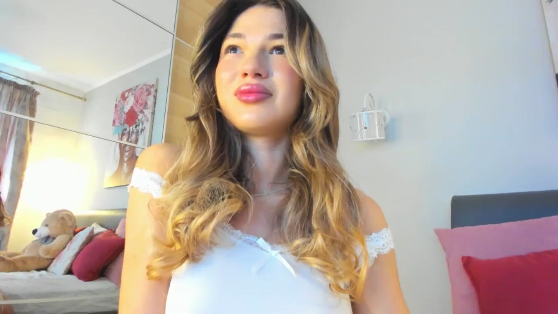 Gallery image thumbnail from Dariadely's myfreecams stream on, 04/09/2026, 07:13 image 12 of 20