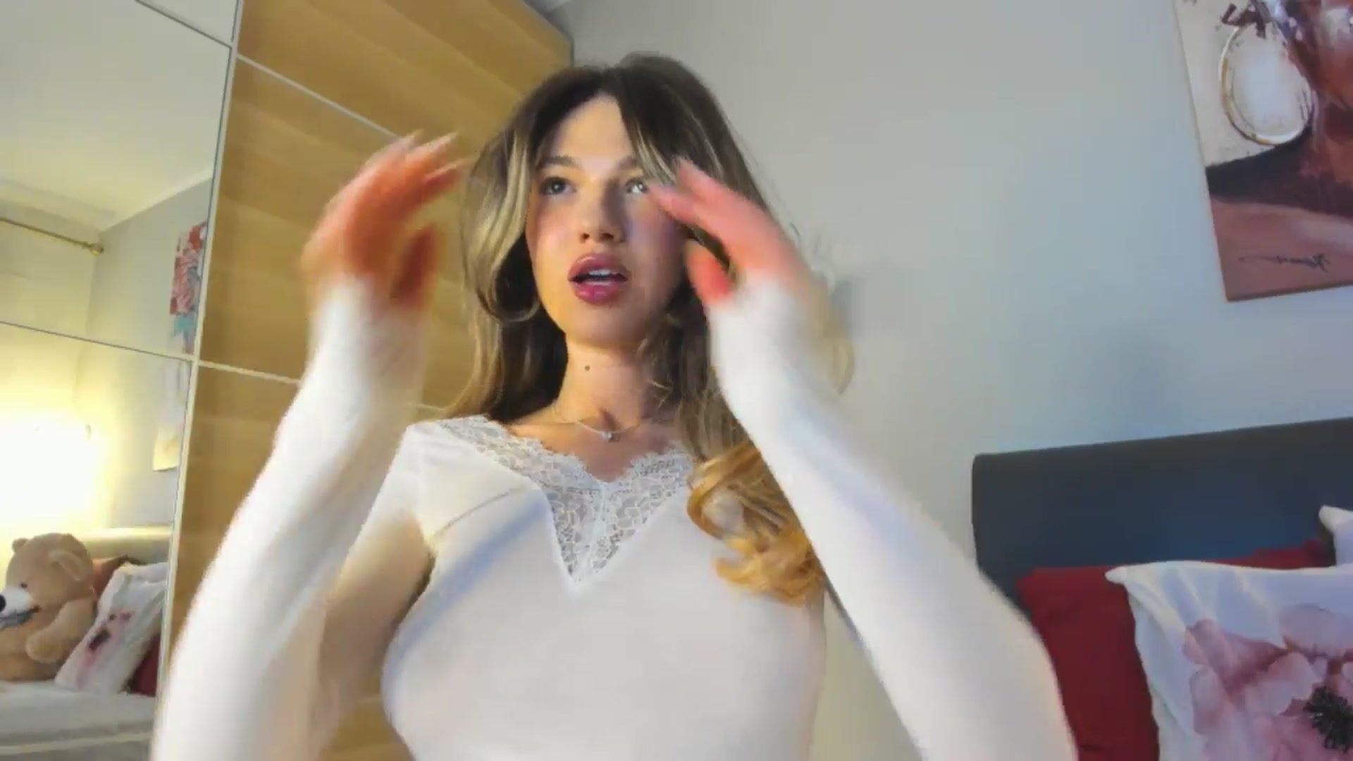Gallery image thumbnail from Dariadely's myfreecams stream on, 04/10/2026, 15:19 image 16 of 20