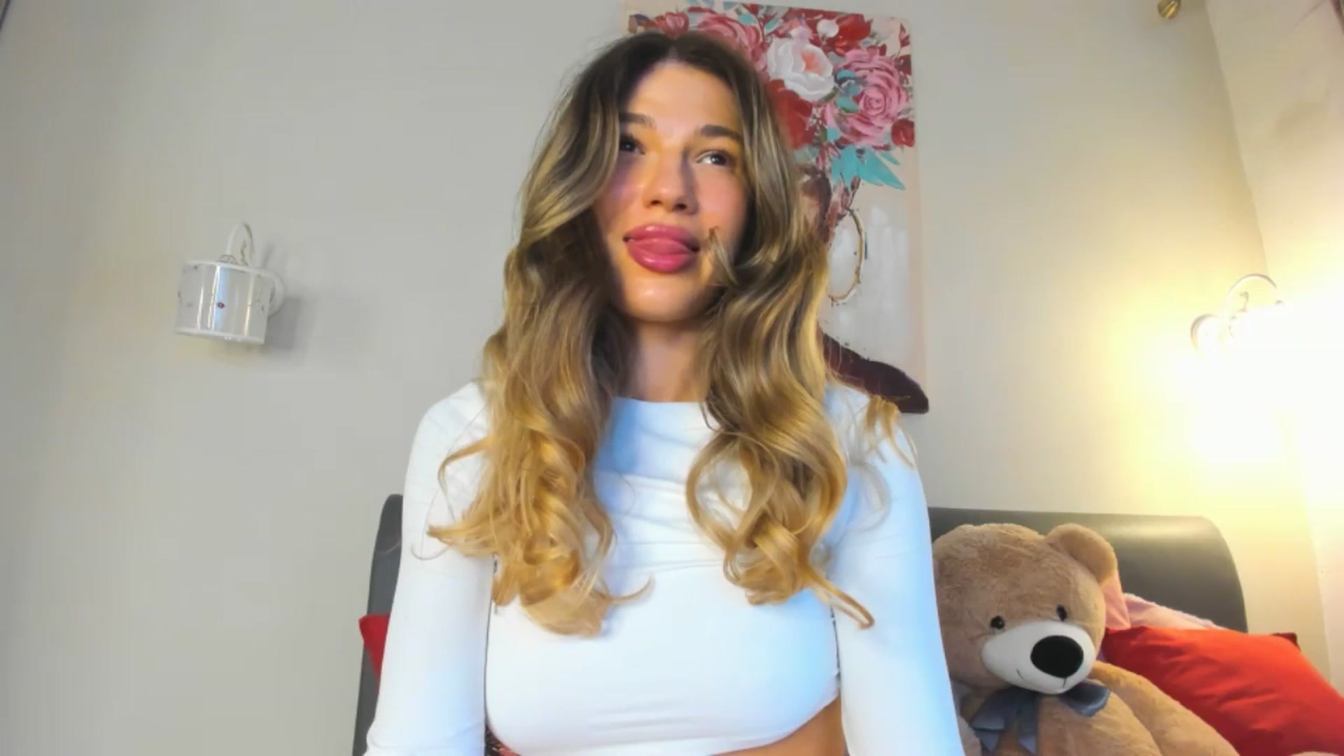 Gallery image thumbnail from Dariadely's myfreecams stream on, 04/15/2026, 16:36 image 18 of 20