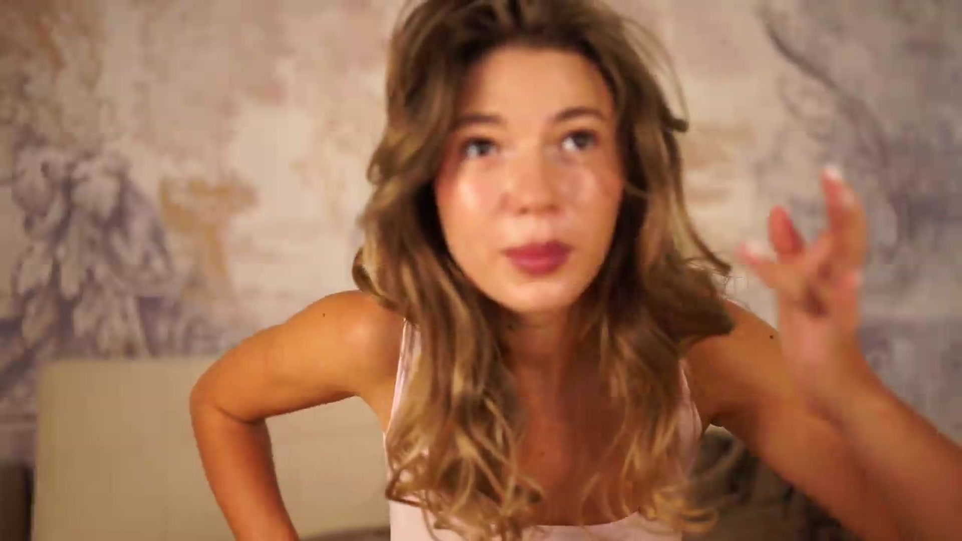 Gallery image thumbnail from Dariadely's myfreecams stream on, 07/31/2026, 09:39 image 8 of 20