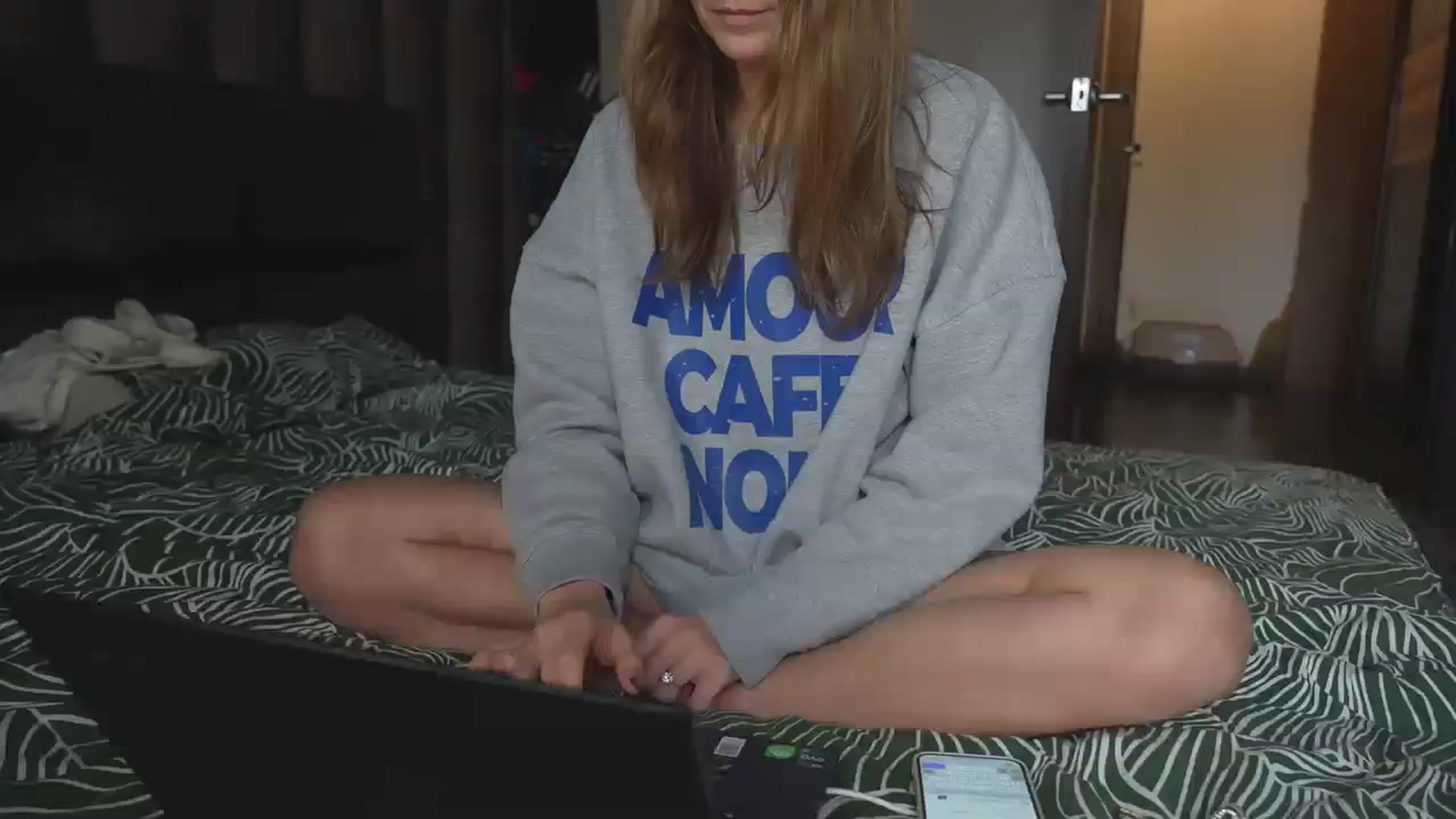 Gallery image thumbnail from DarinDiva's myfreecams stream on, 09/29/2023, 09:12 image 8 of 20