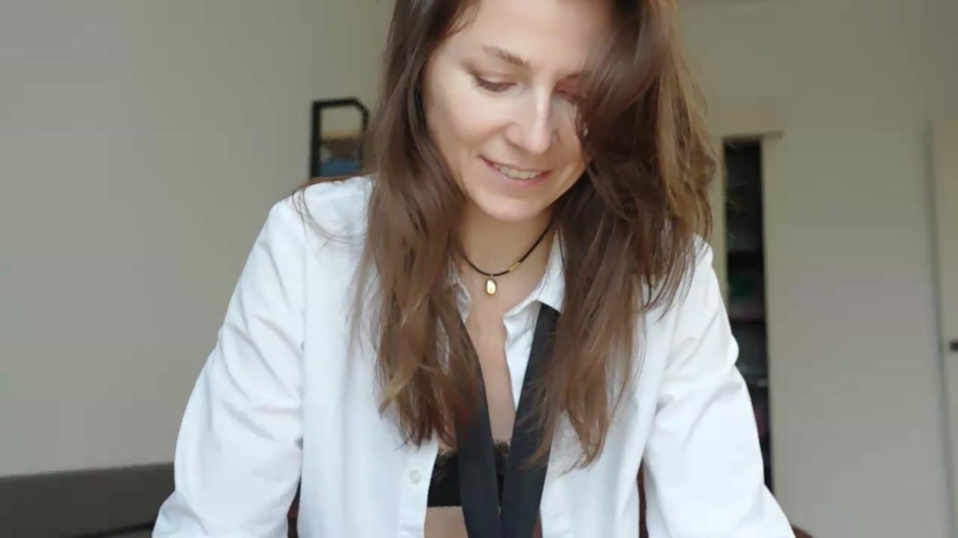 Gallery image thumbnail from DarinDiva's myfreecams stream on, 09/30/2026, 11:59 image 11 of 20