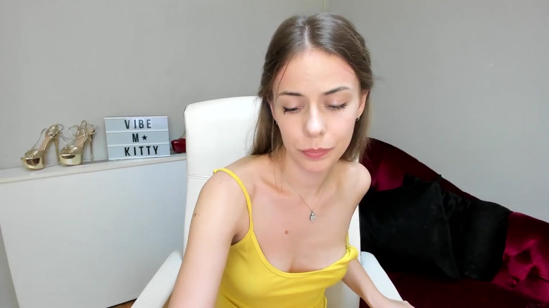 Gallery image thumbnail from DarinaBlum's myfreecams stream on, 01/01/2026, 13:46 image 4 of 20