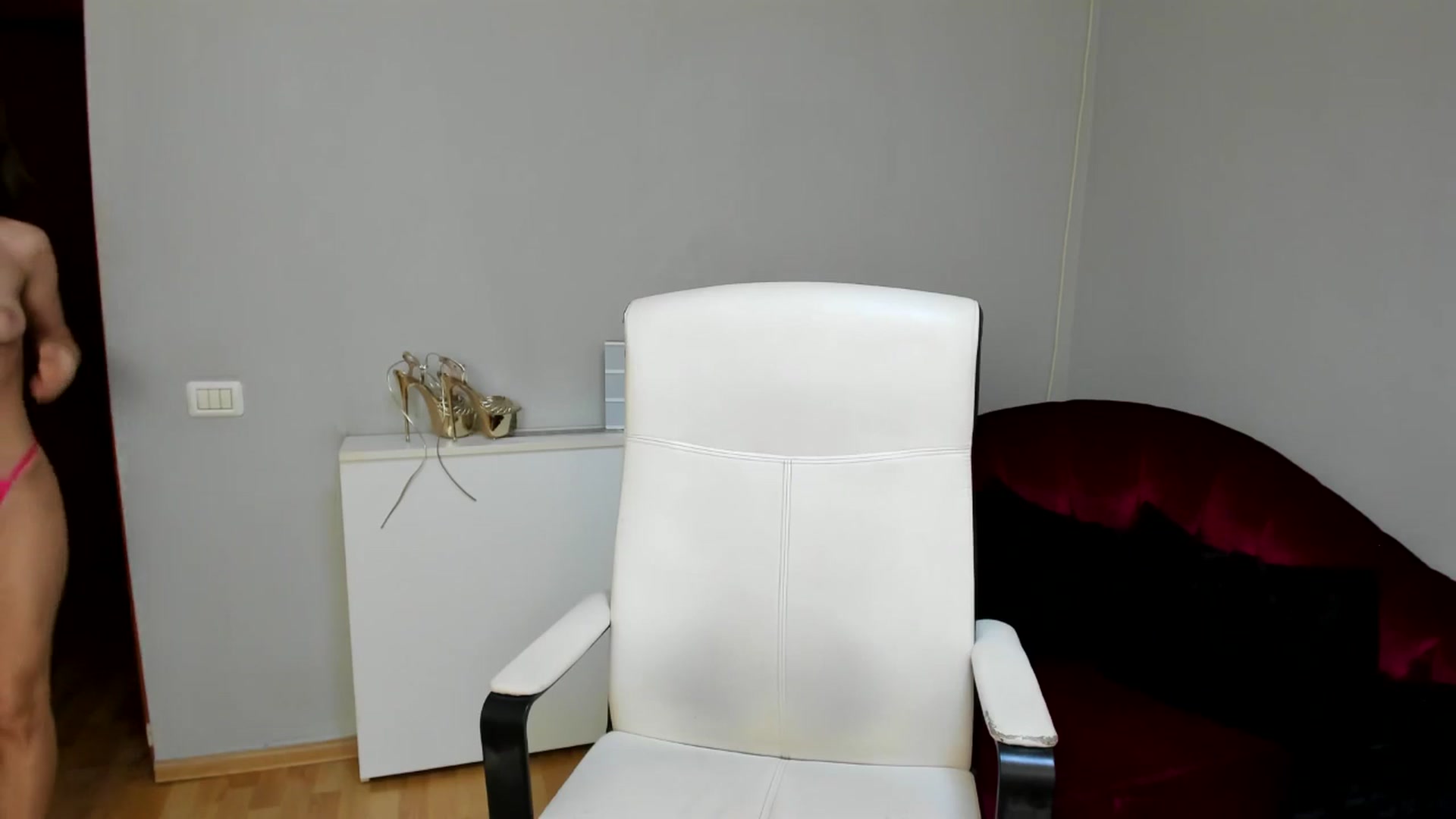 Gallery image thumbnail from DarinaBlum's myfreecams stream on, 01/05/2026, 18:42 image 4 of 20